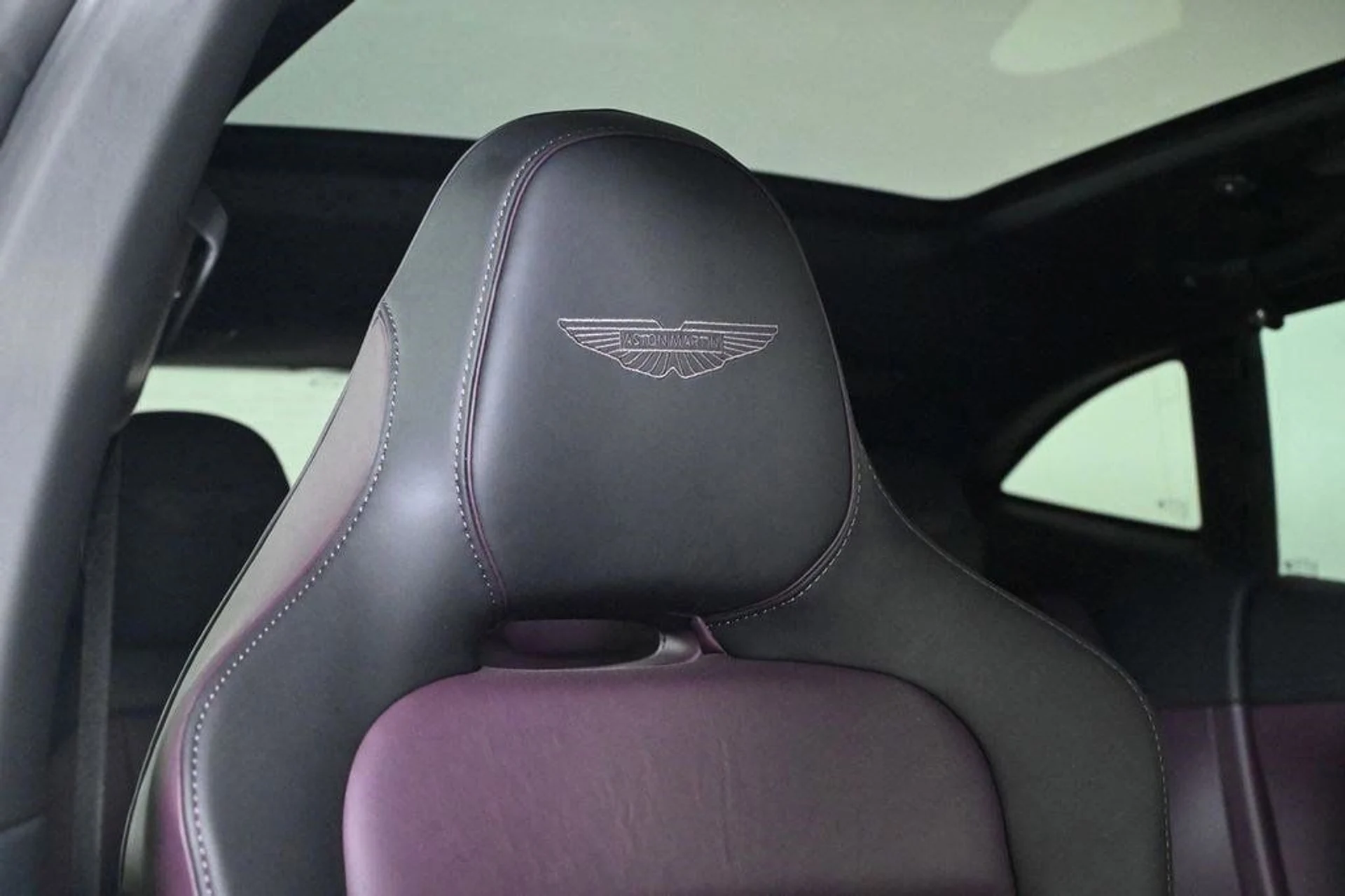 mph023_1309138471_new_2025_aston_martin_dbx_707awd_11350_22854661_23_1024_165d705856