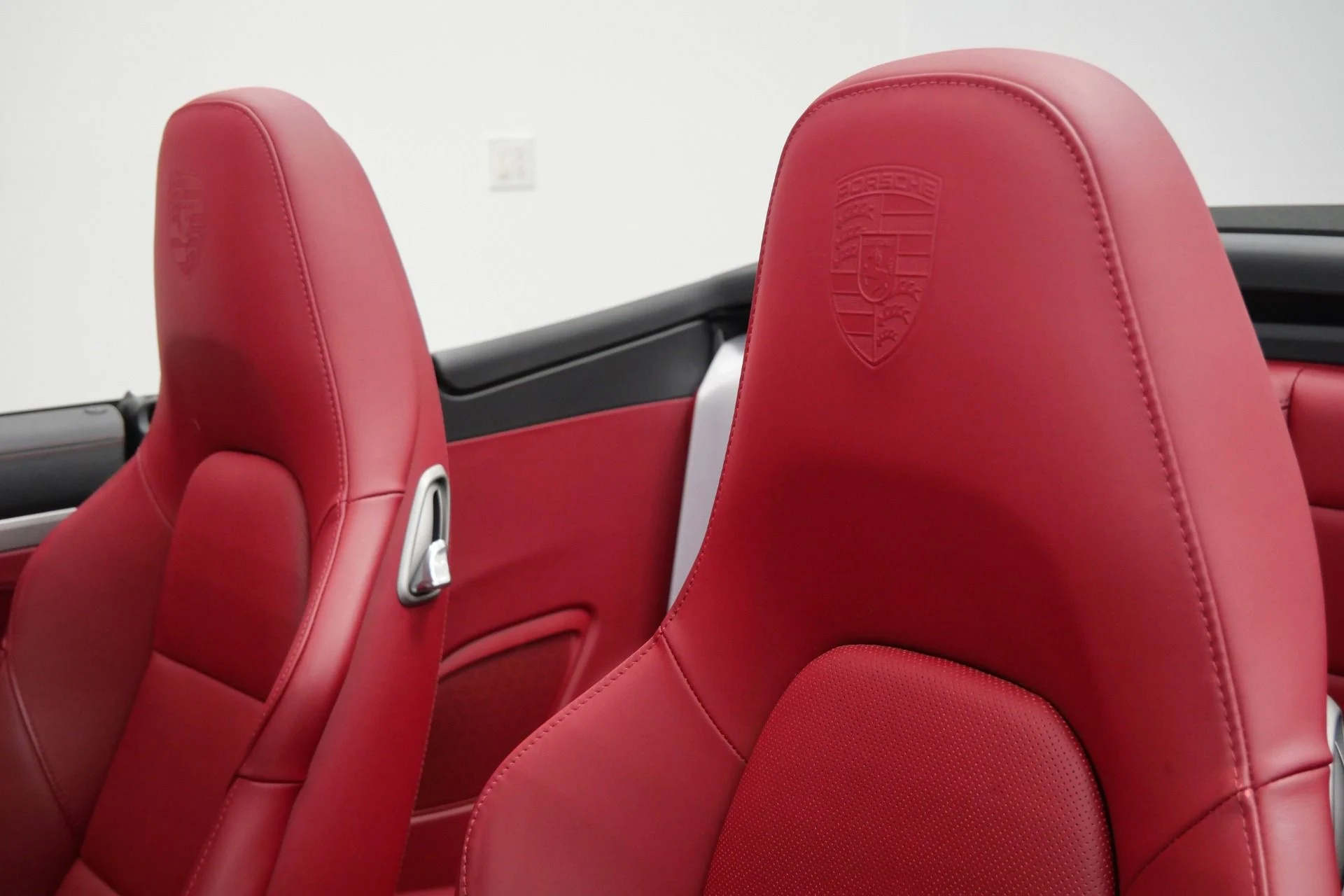 mph023_1309774439_Used_2019_Porsche_911_Turbo_S_Cabriolet_Factory_Carbon_Fiber_Wheels_Aerokit_Burmester_Audio_1766082238_794421256f