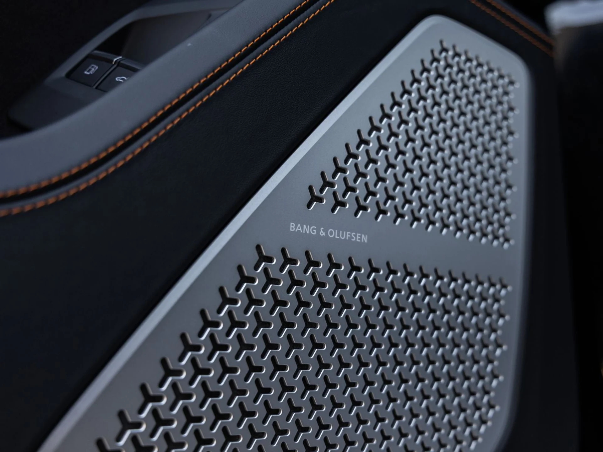 mph023_131369975_24_5529abd69e