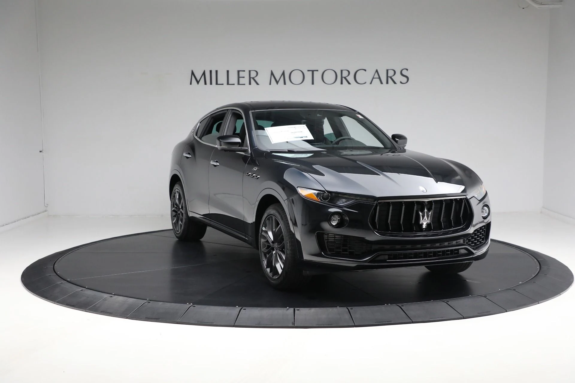 mph023_1318830663_New_2024_Maserati_Levante_GT_Ultima_d0955ac0eb