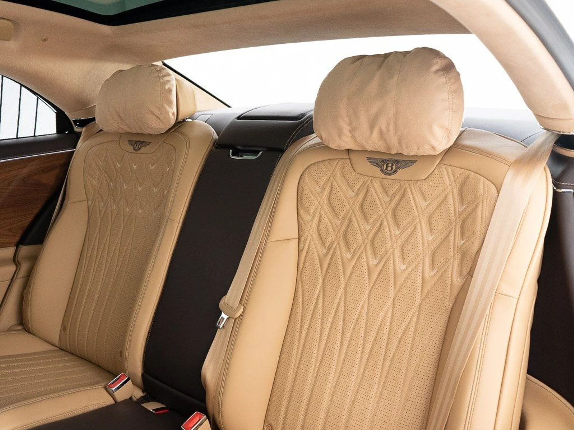 mph023_1322166156_144106539321c02bb48575c1a57e1407_52a27cf261