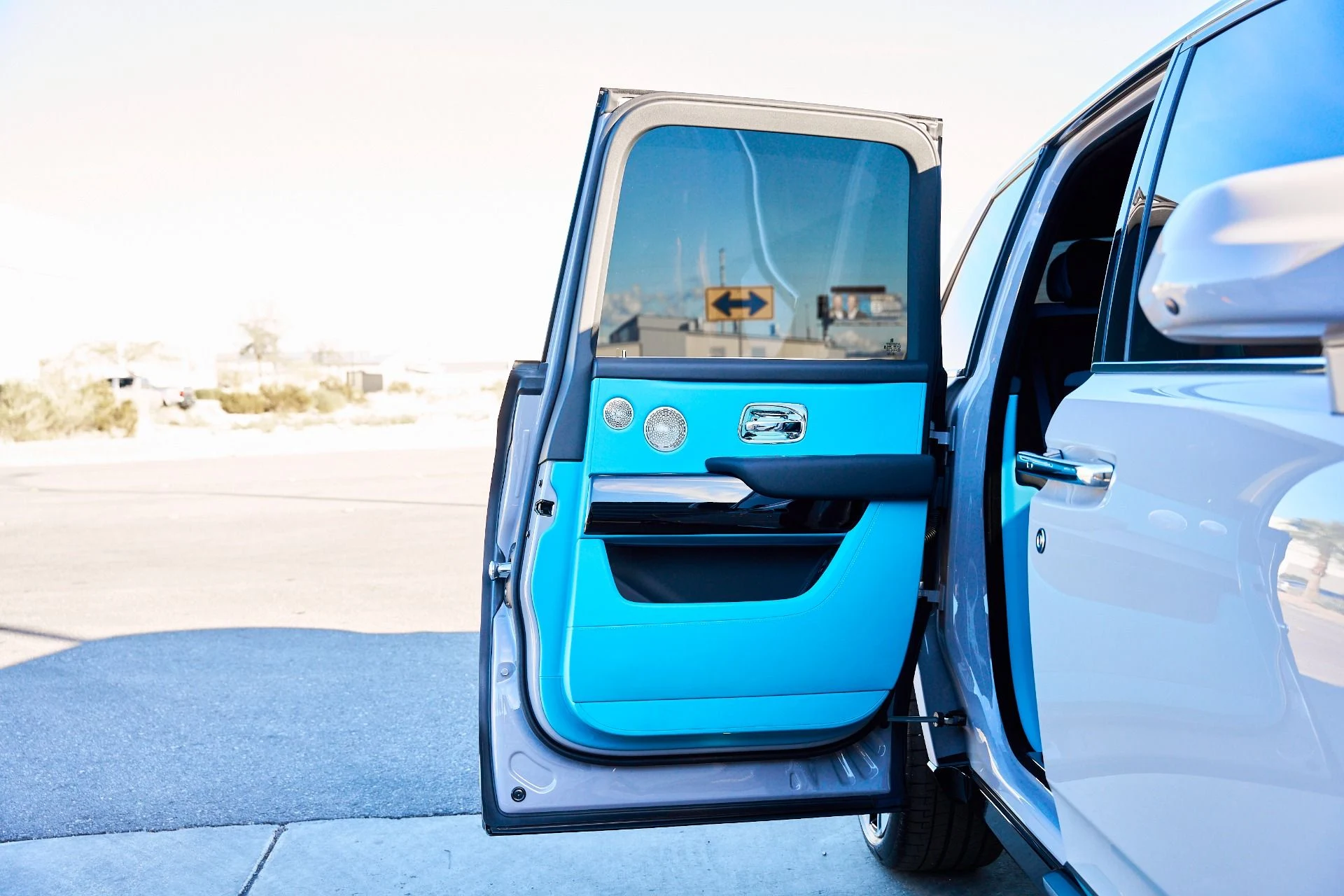 mph023_1323193942_Used_2025_Rolls_Royce_Cullinan_Base_1767668755_1d5b586ea9