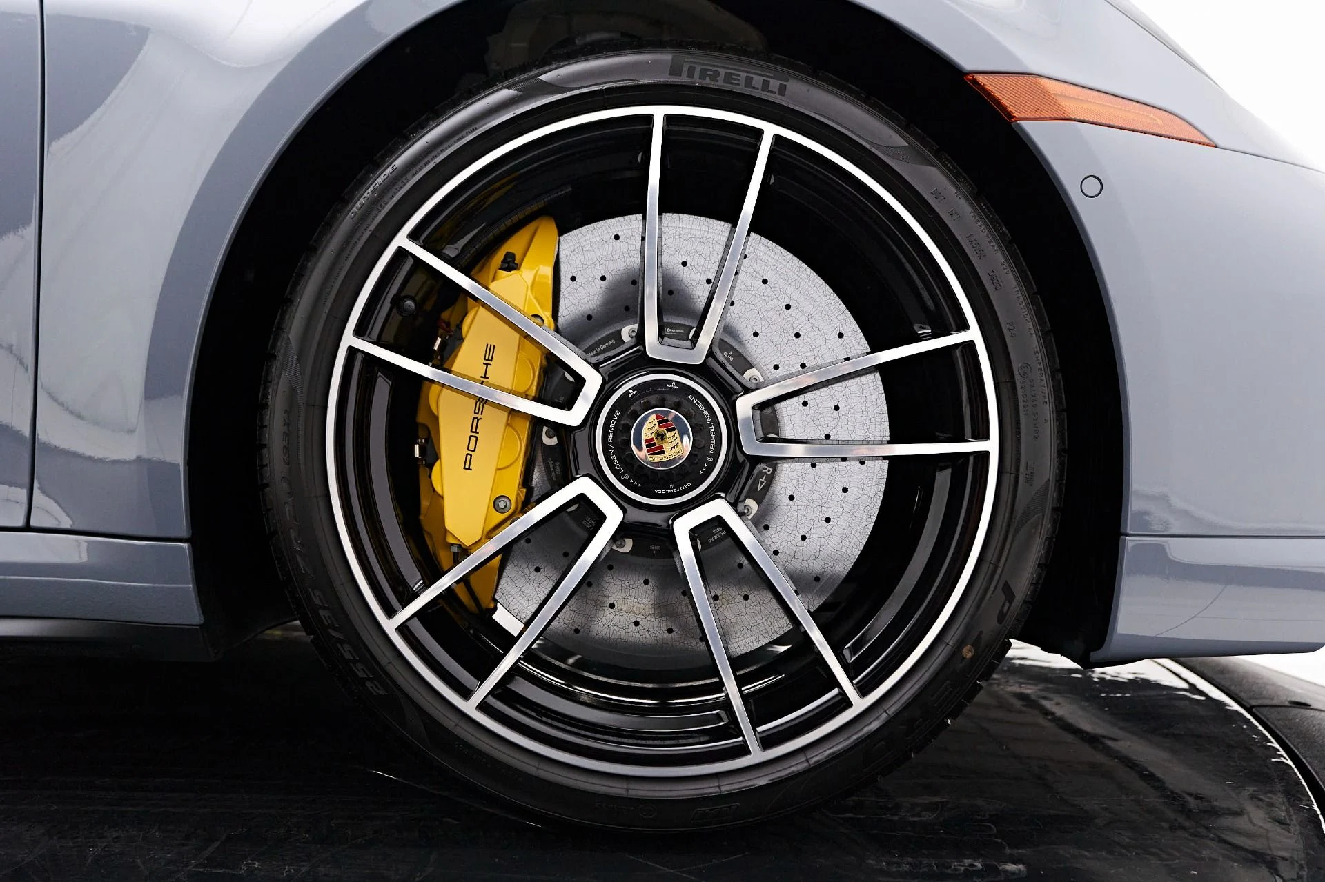 mph023_1330085617_Used_2024_Porsche_911_Turbo_S_1723857576_569e851c4e