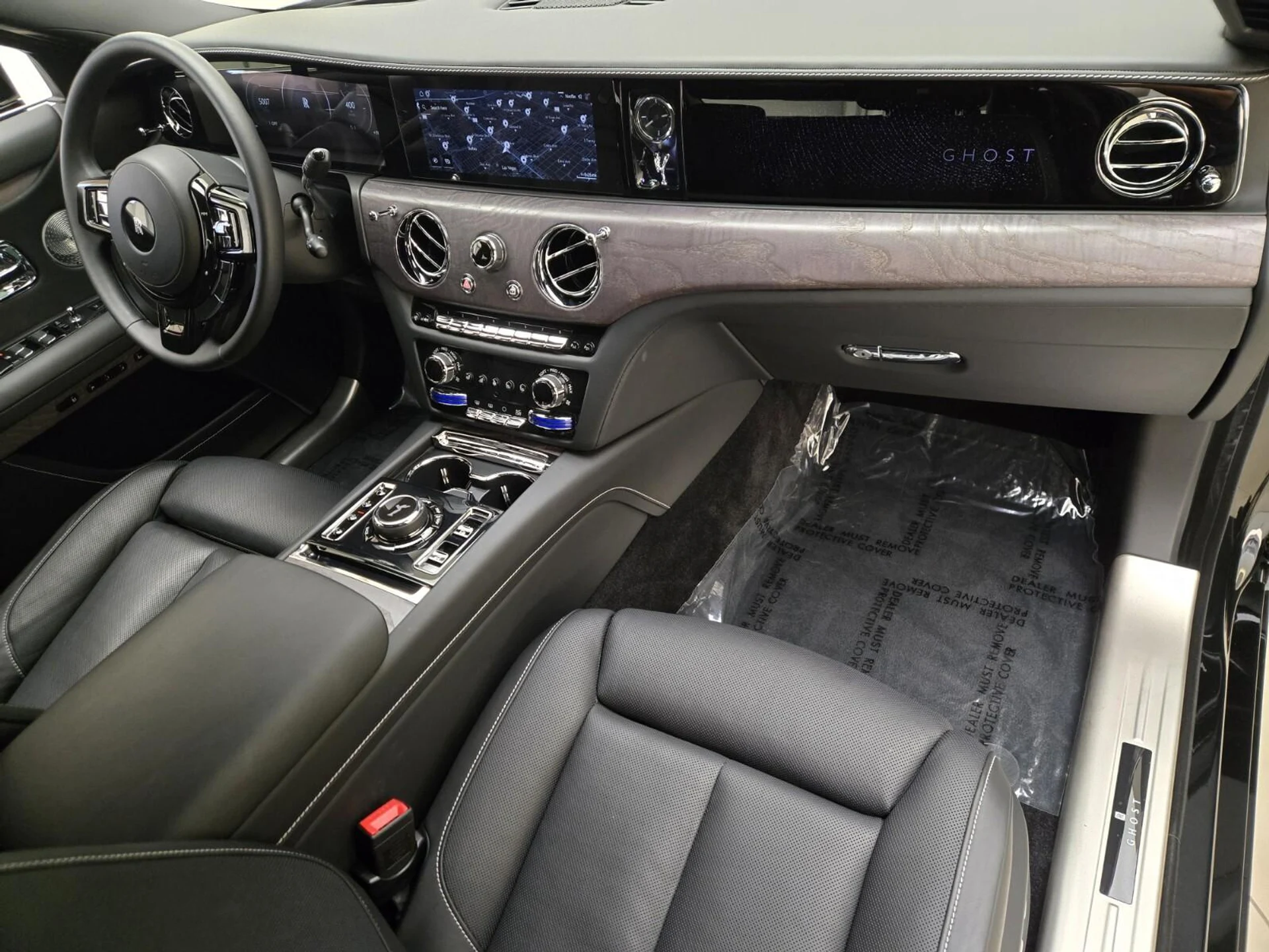 mph023_1335284392_Used_2025_Rolls_Royce_Ghost_1777356187_f828875598