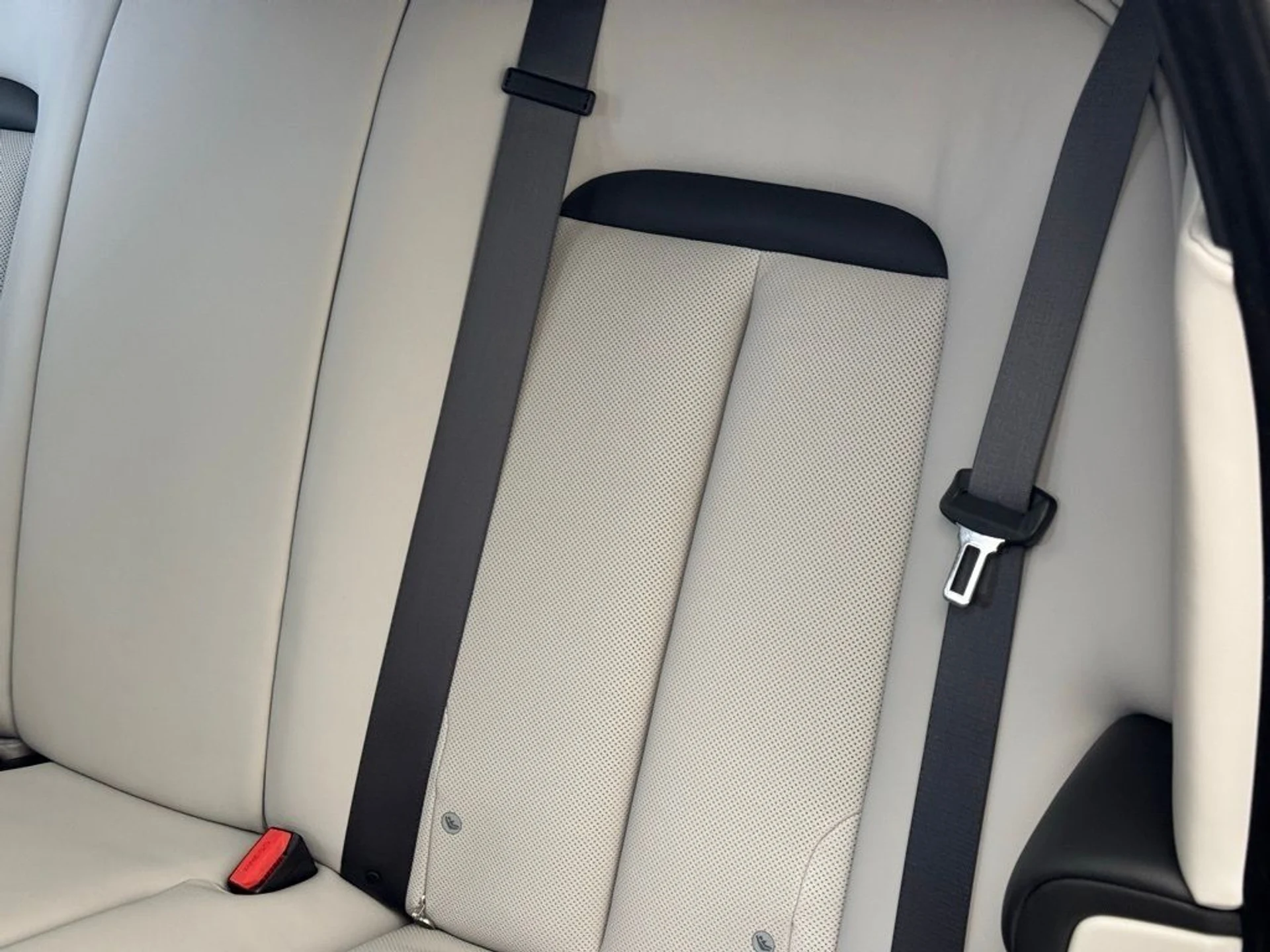 mph023_1340493152_u7ucbdx94t13p22b0xsgv4093qh8_519d7d345a