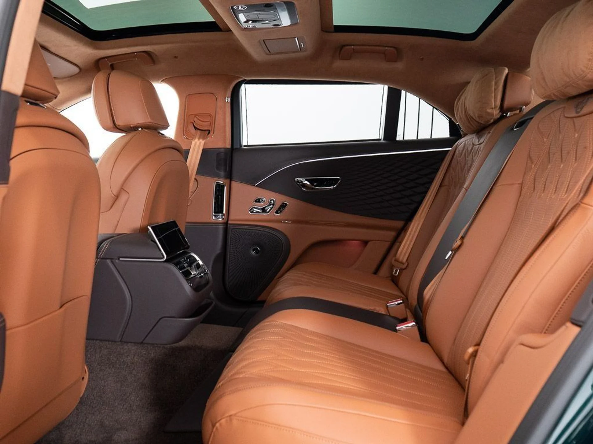 mph023_134318582_e30de6a196dd72ca6fd7c12c635c9a42_838c0349cb