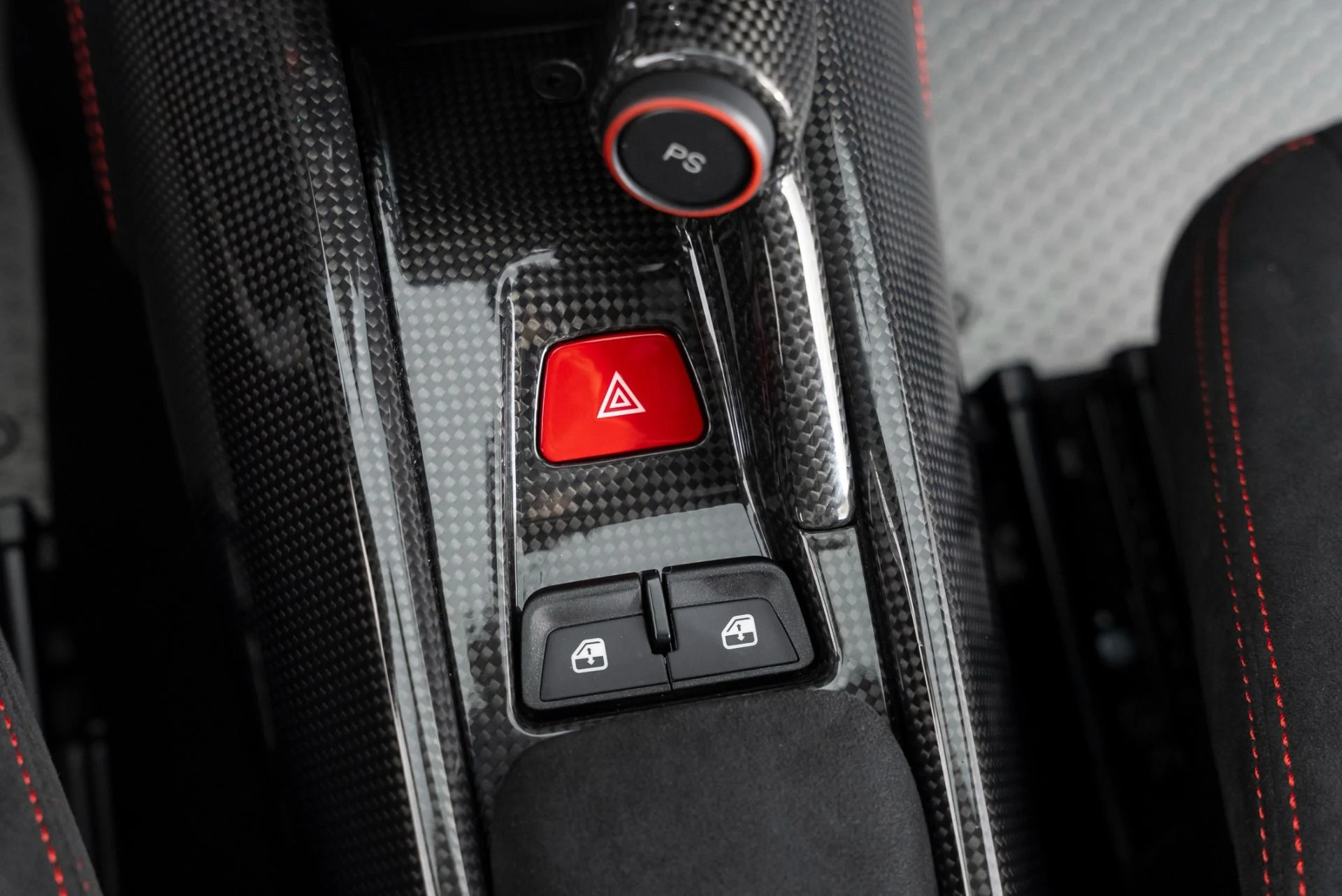 mph023_1344244307_Used_2019_Ferrari_488_Pista_1760379304_b3c648520b