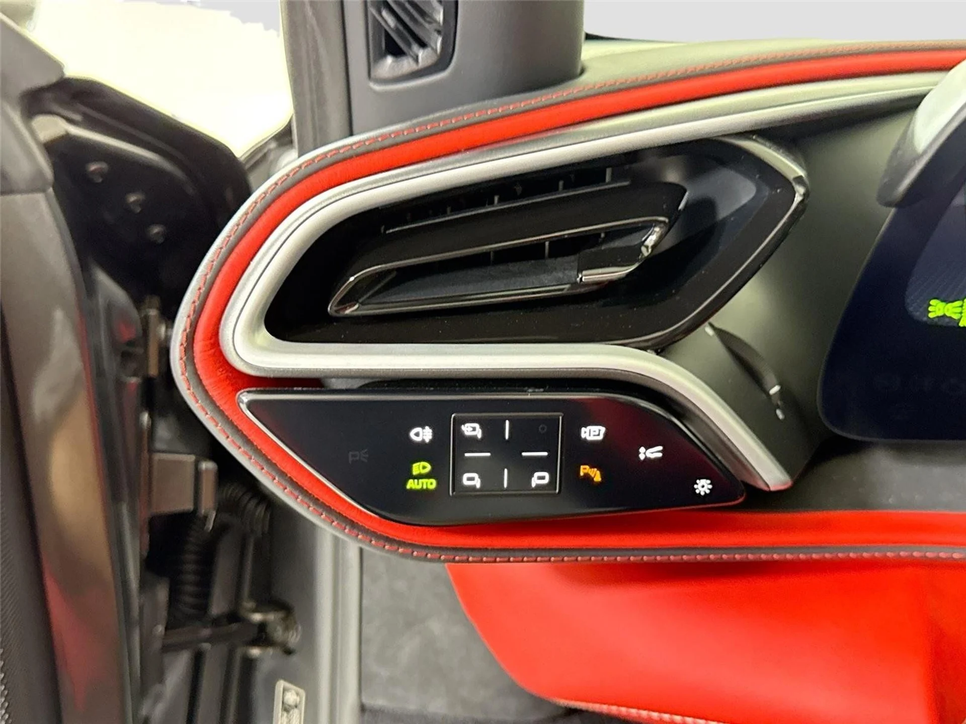 mph023_1345987059_38ad51fccb8c2cb33b6cd1dd9b0a5f3b_064e96b89a