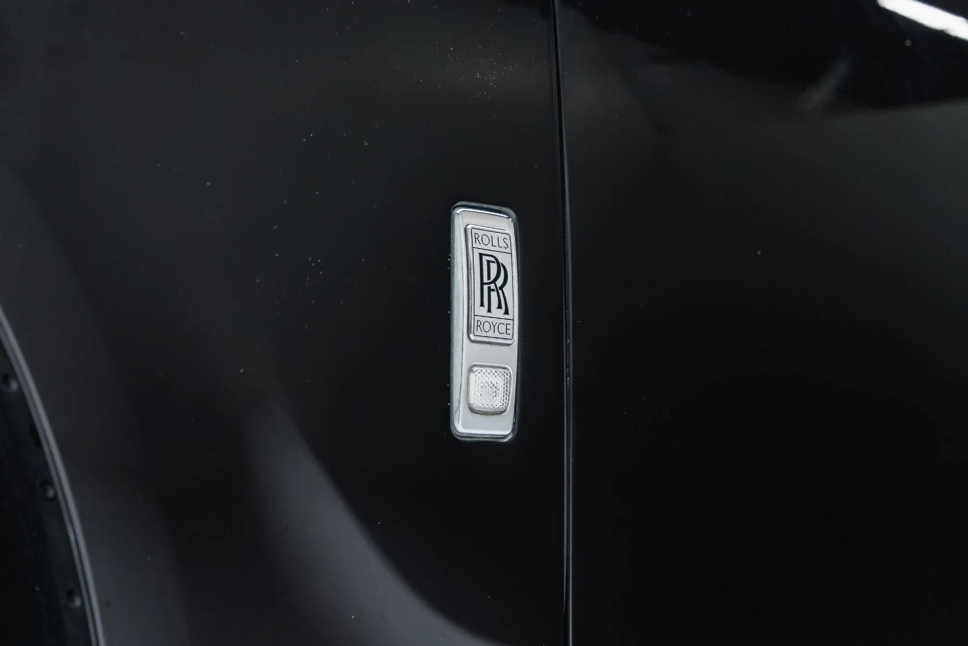 mph023_1347747579_Used_2016_Rolls_Royce_Ghost_1790722797_b1fecbc83d