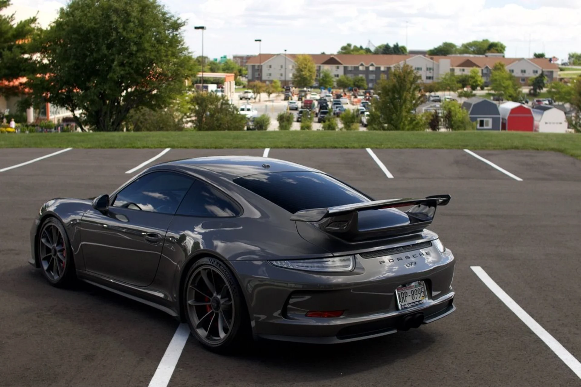 mph023_138425150_Used_2014_Porsche_911_GT_3_1757358876_434a9c432a