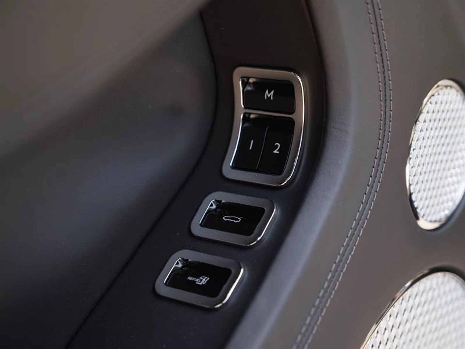 mph023_1398363392_wwuq1n41_b2501c1923