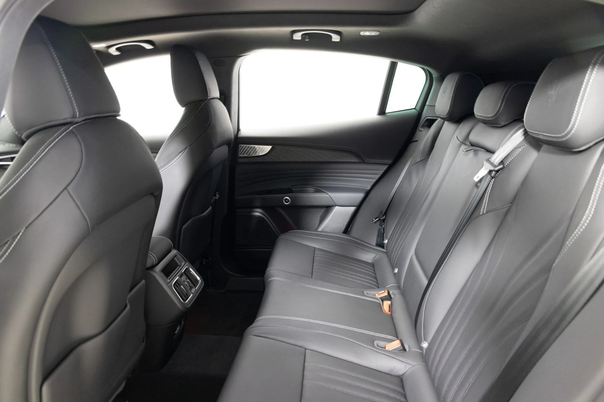 mph023_140084212_3e122c6922cc4a5a9233996def2ac0a8_dcadb4c2ca