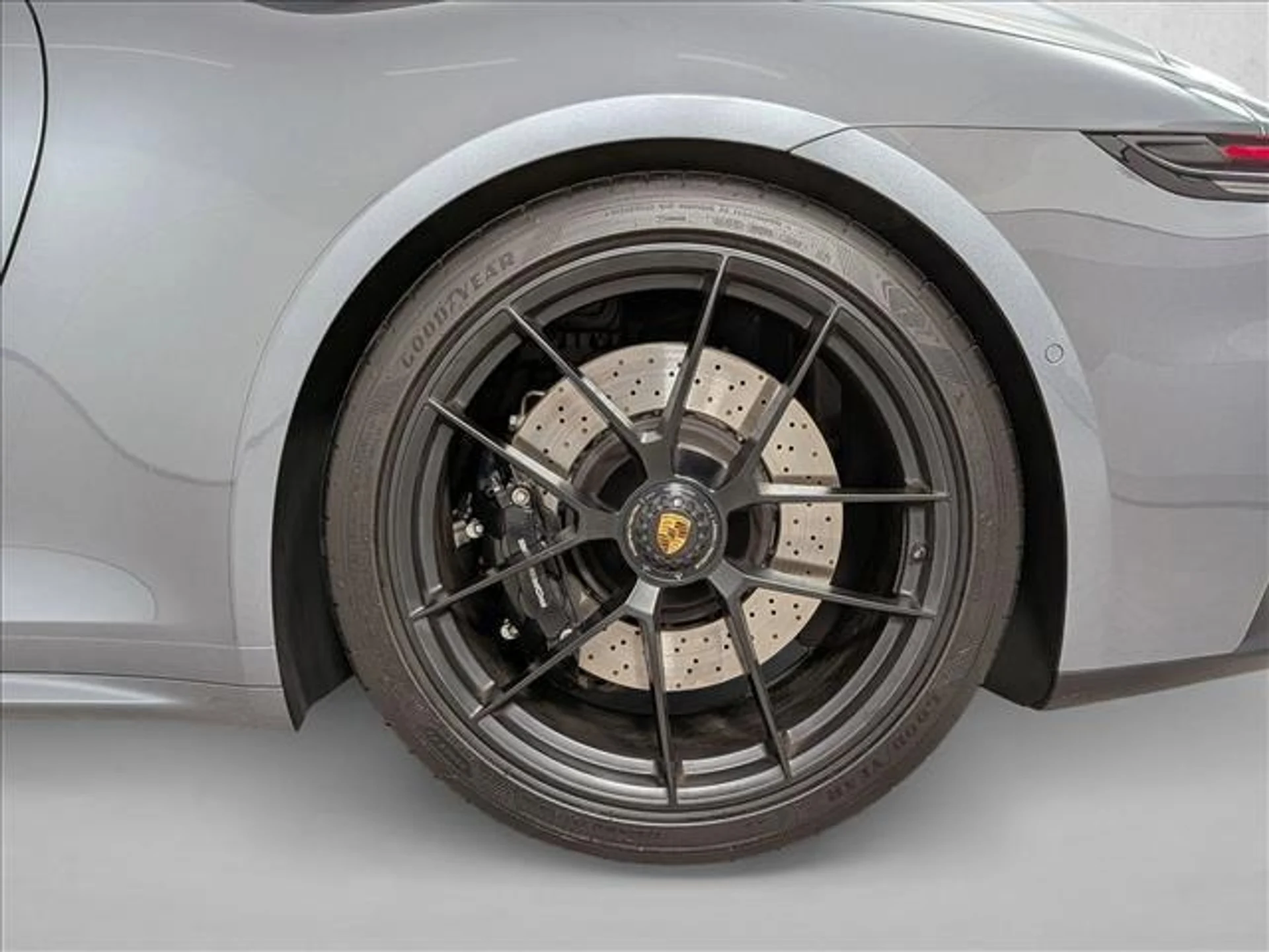 mph023_1400972699_F6xyppn_Eme_AD_8_W4_Aahg00xjh_U_Lc_a3fc5f96a8