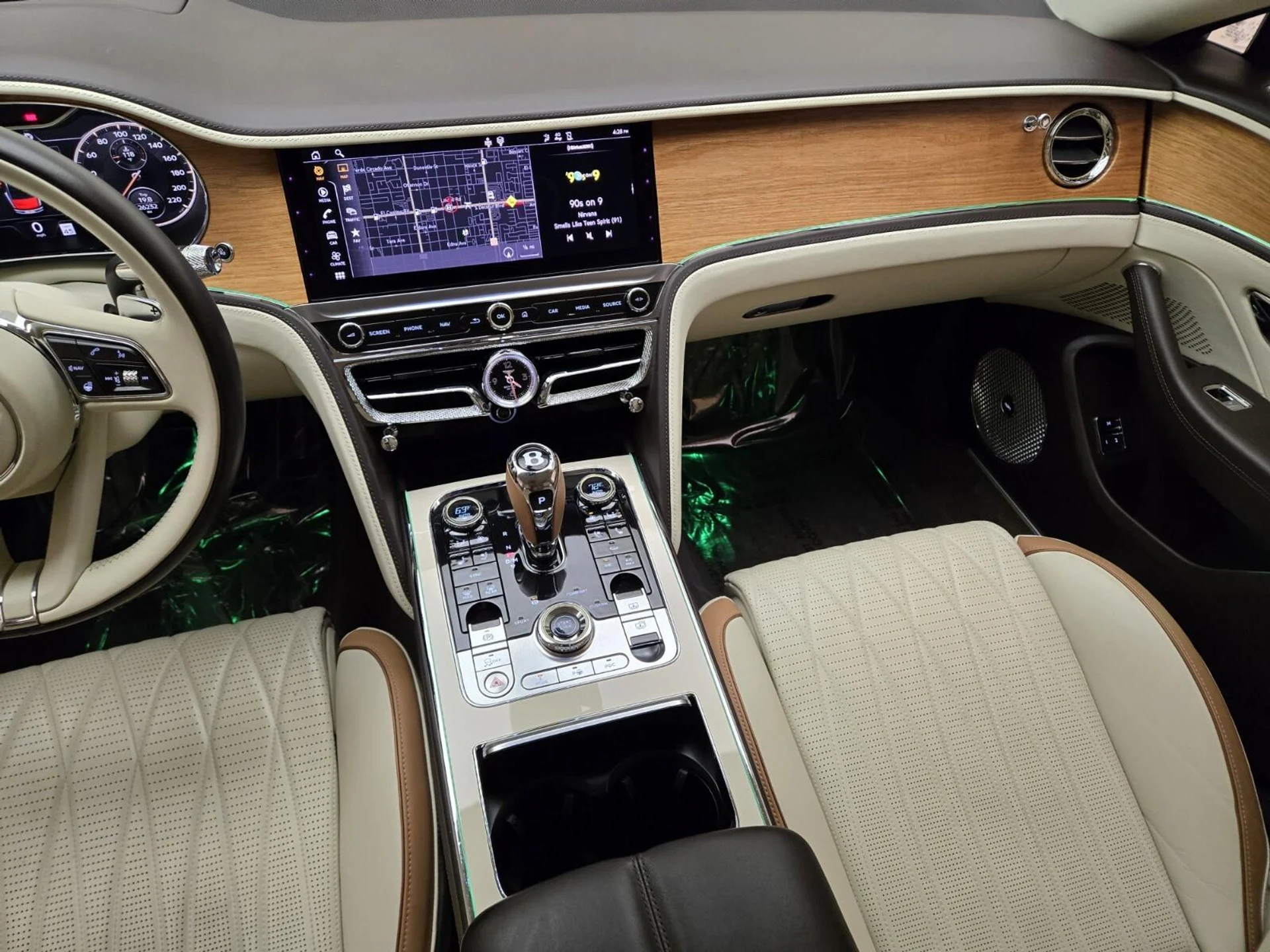 mph023_1403585645_Used_2023_Bentley_Flying_Spur_Hybrid_Odyssean_Edition_1777355027_235d5669cf