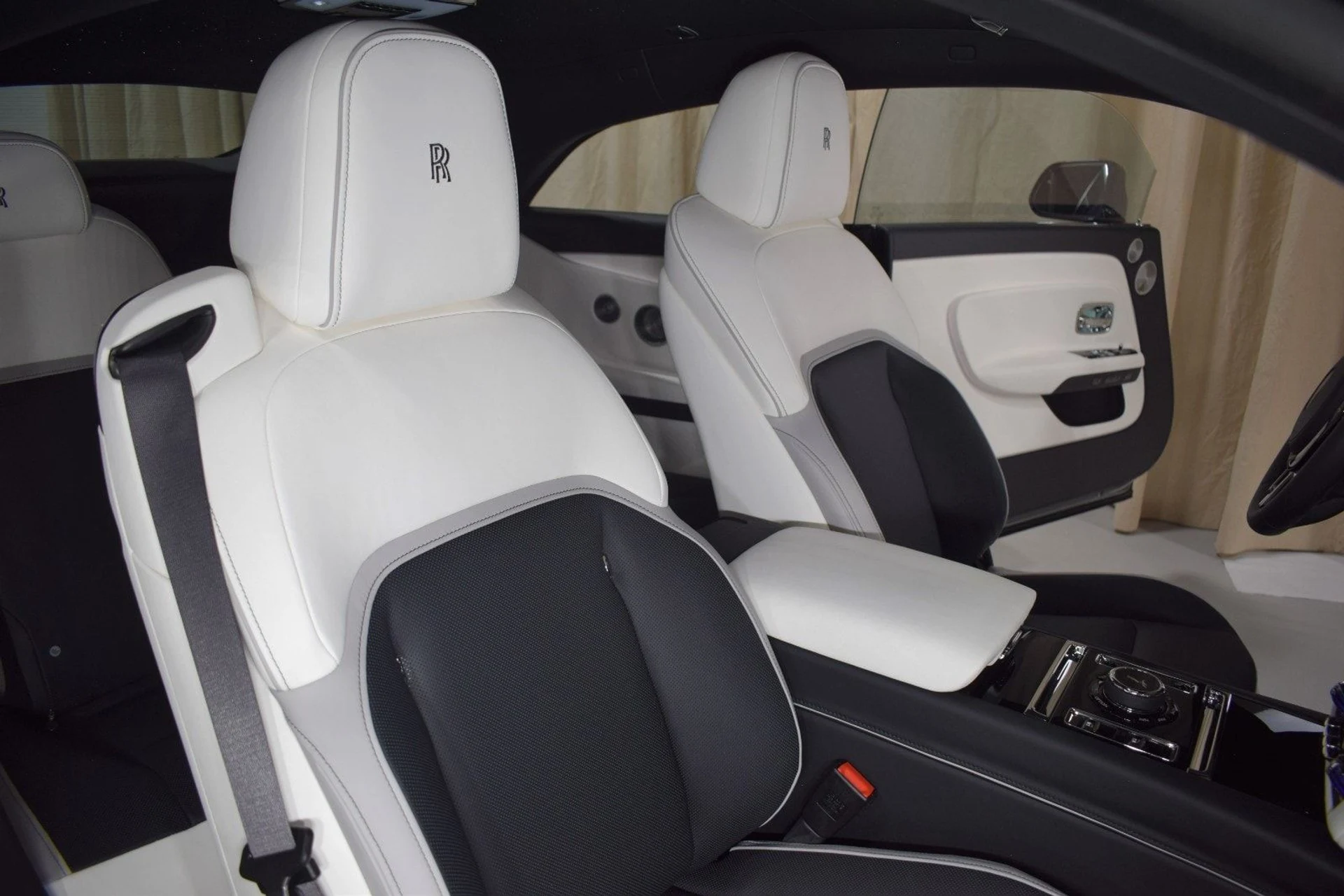 mph023_140596226_23dee60a898634c4aef6e3ec48ef51a0x_e365ce9c95