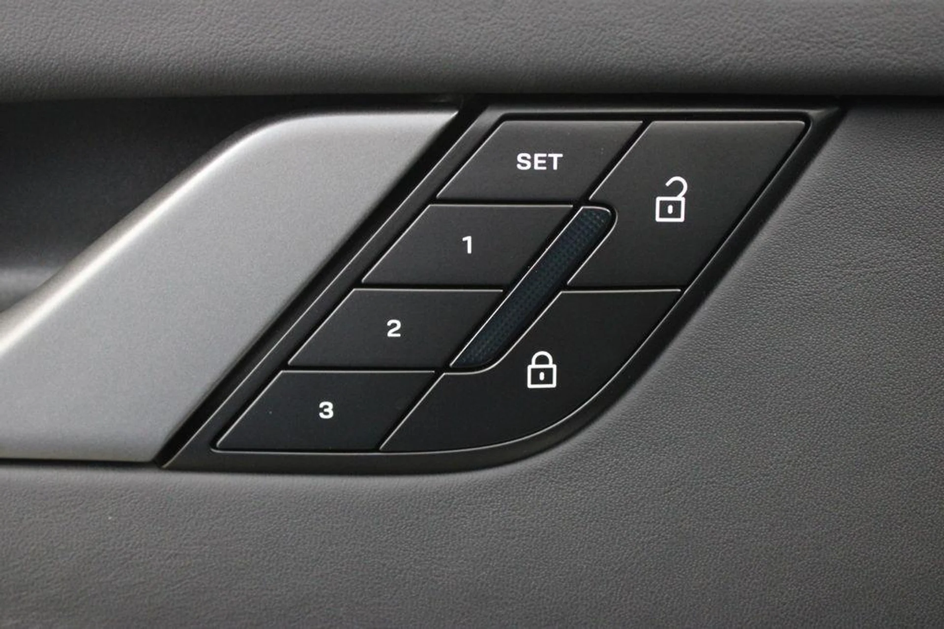 mph023_1413832259_Pza_I0_UH_8_Wn8z_CIV_Zdd5_Z3zv4l_A_b66bc29ab5