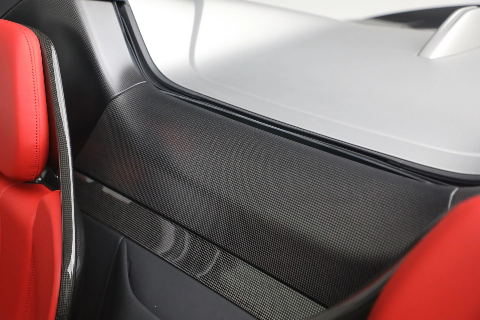 mph023_1416973806_Used_2023_Ferrari_SF_90_Spider_1774121460_3f82265d16