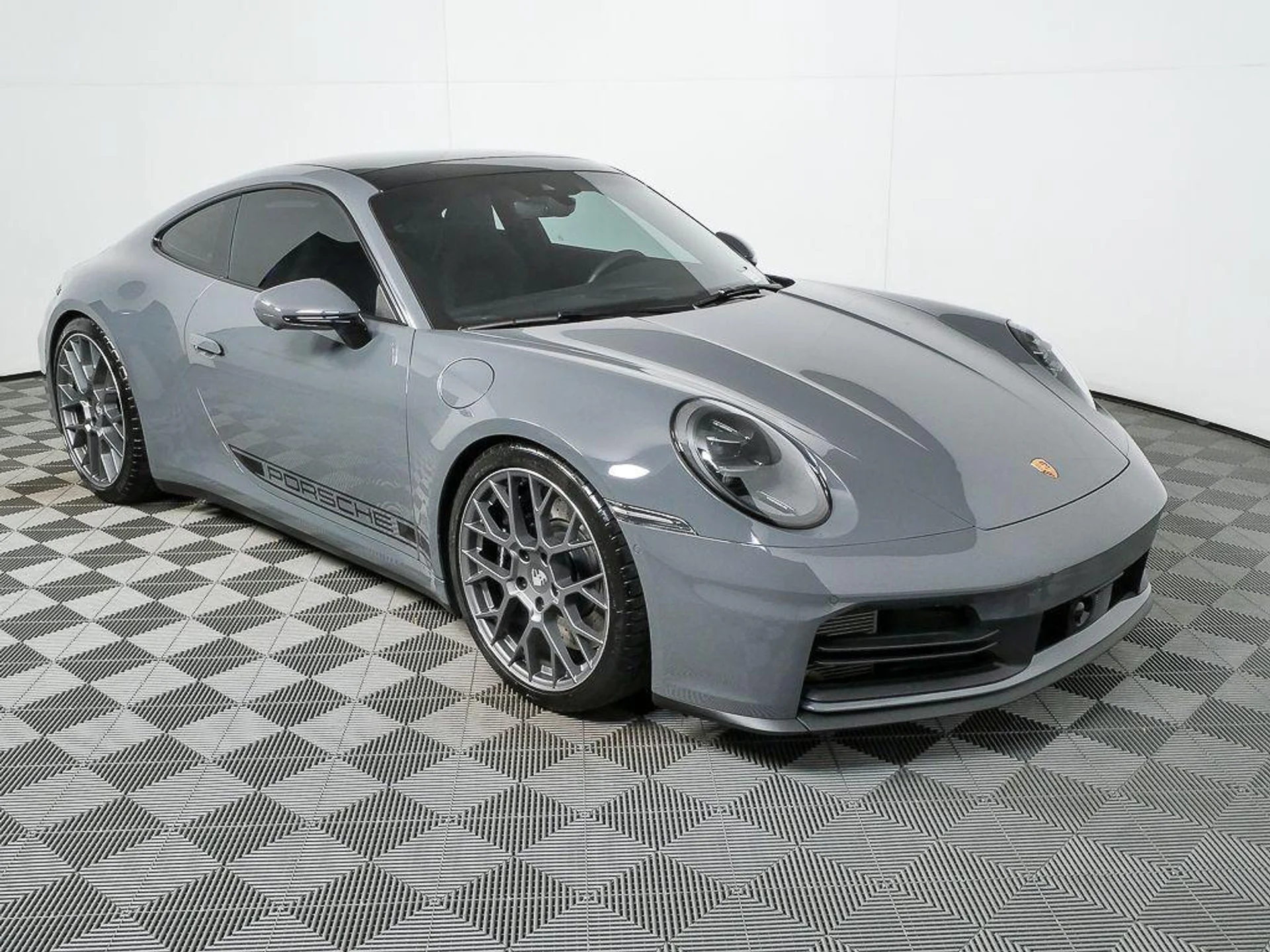 mph023_141862276_r6a2d_TSB_0w_OH_q_Omhi_C2lzx_U_ZQ_e3b1a79807