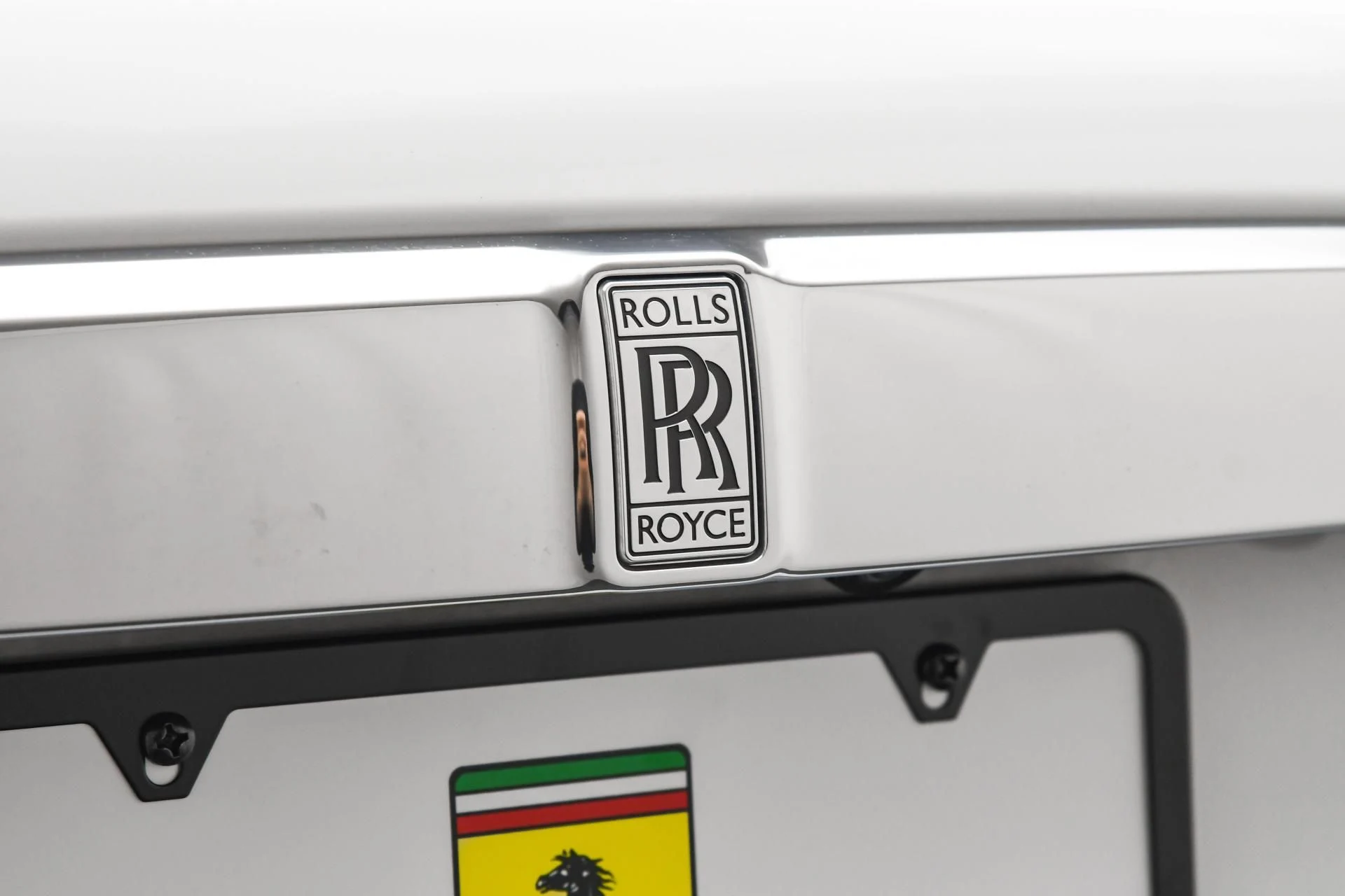 mph023_1422131506_Used_2021_Rolls_Royce_Dawn_1755677085_000af93695