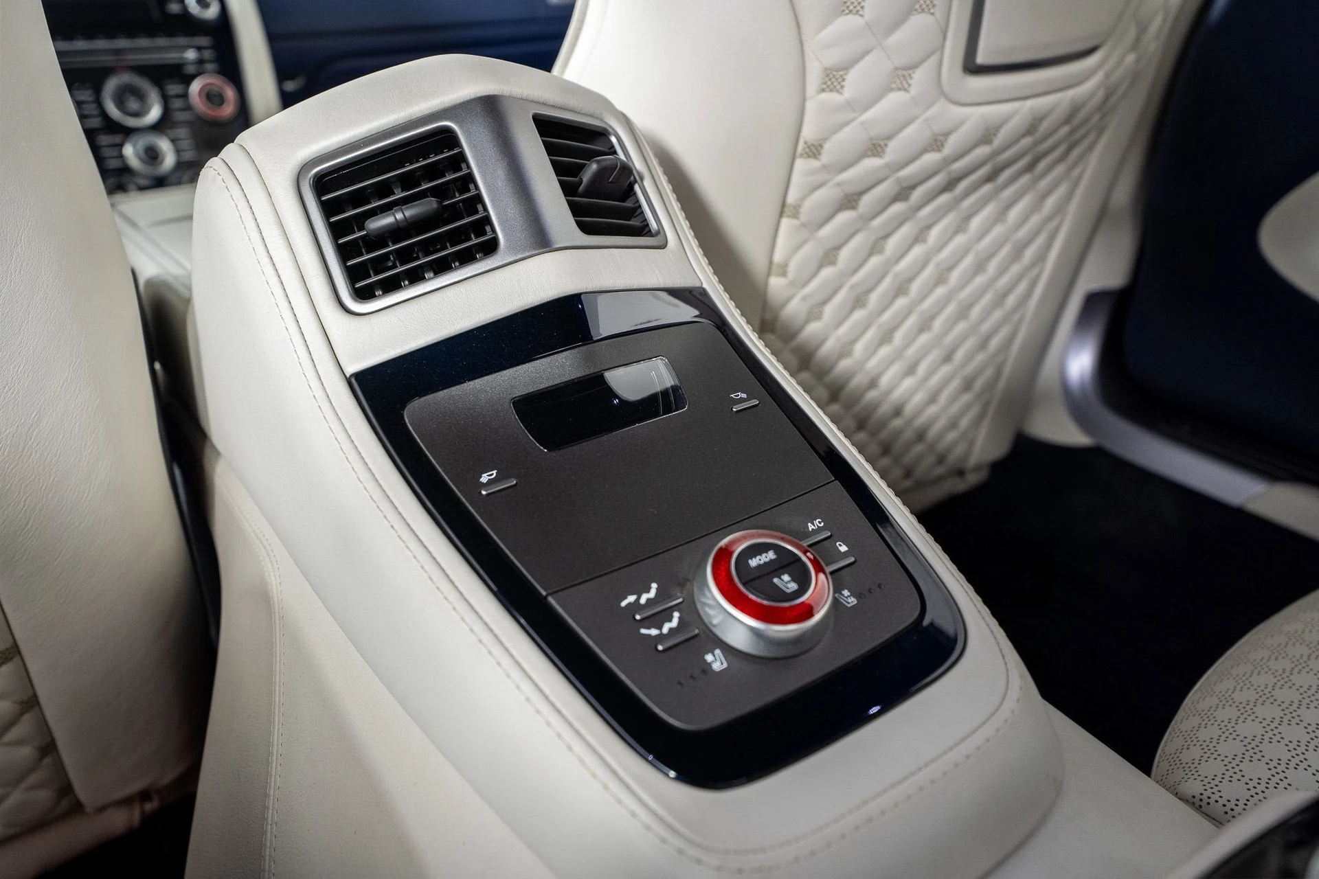 mph023_1428594307_70b0233689b9443496e8dfab4d5998bf_27bcc1e830