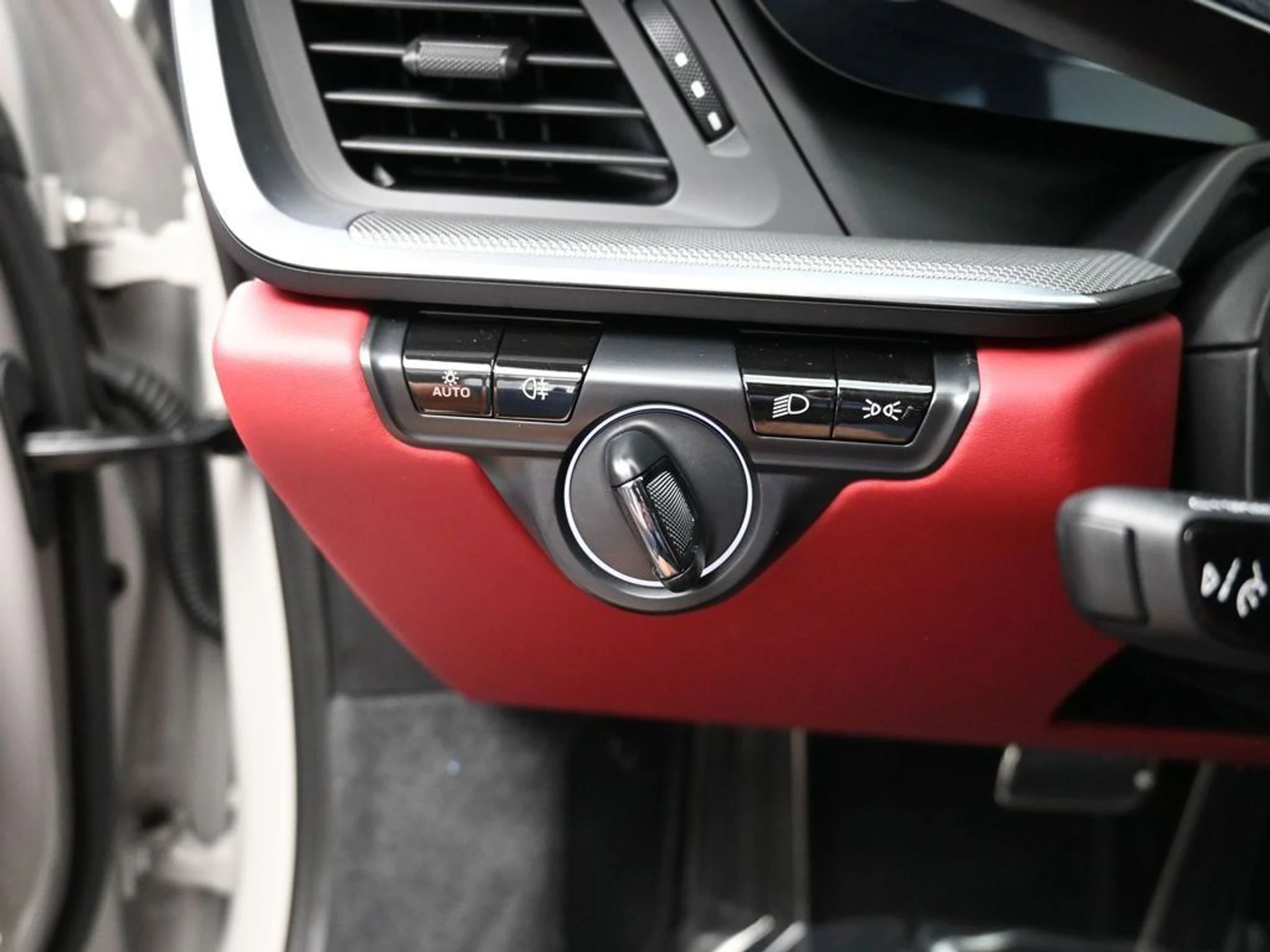 mph023_1428865819_b51fdf367edf3ad310cf6a7b3a2f0241_53bbe9252a