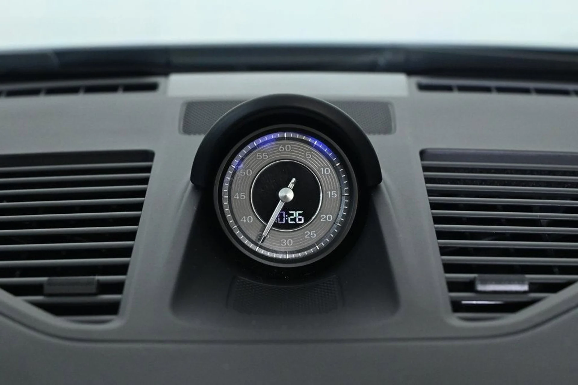 mph023_143167480_eb4cbaf4b2144510a096ee7ba7759079_ab65236cda