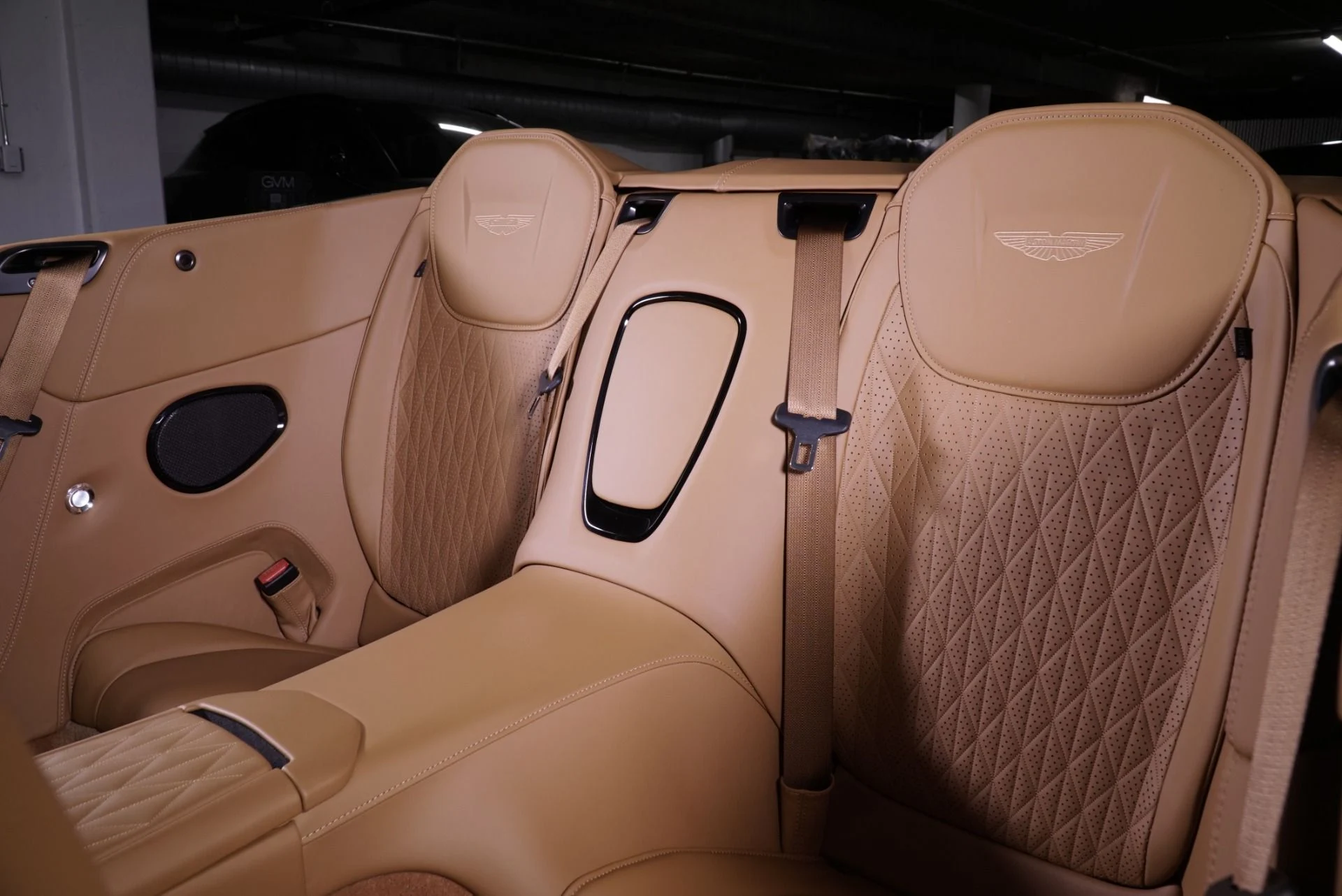 mph023_1435965347_New_2026_Aston_Martin_DB_12_Volante_Volante_1762323175_ac63a6d340