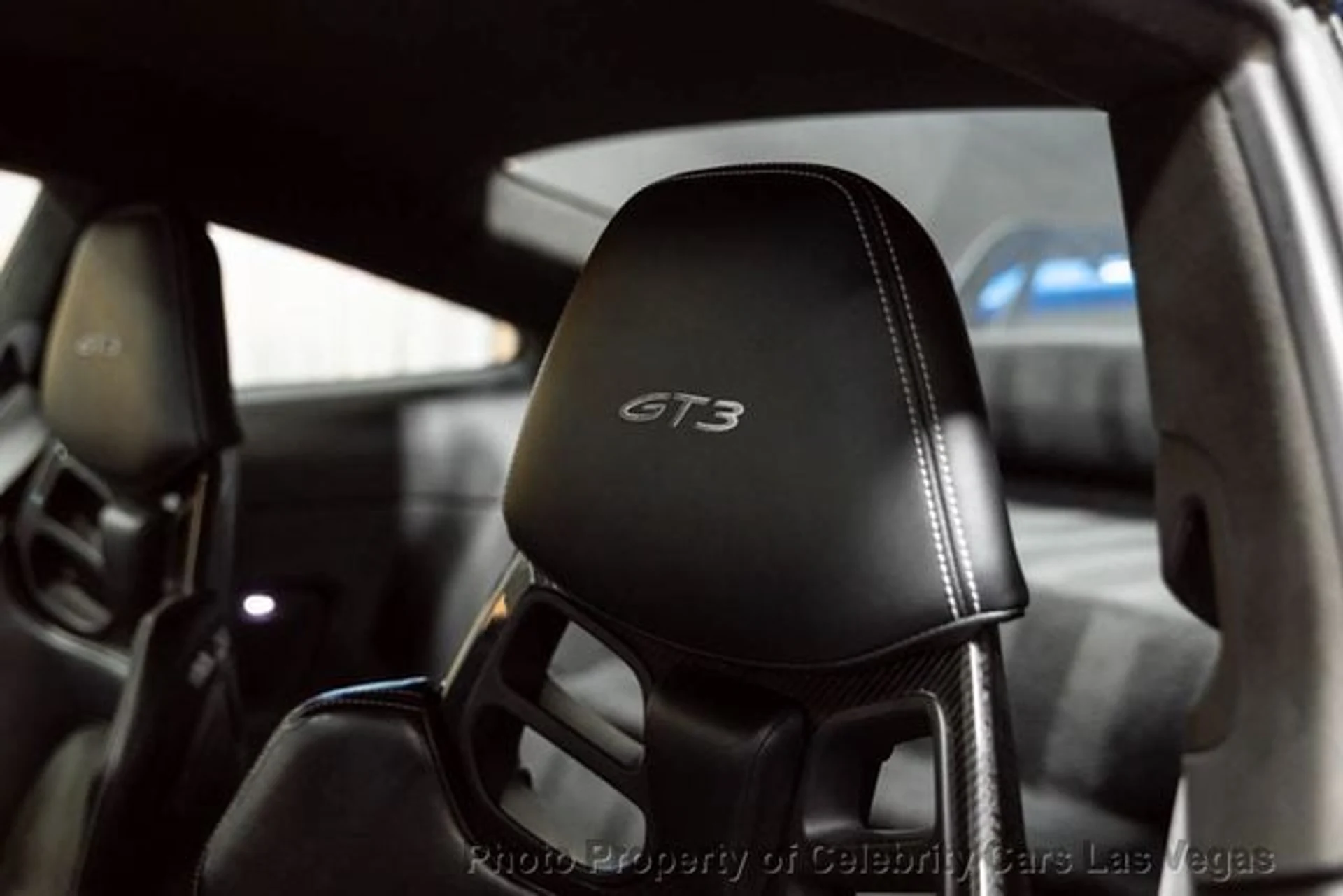 mph023_143984056_used_2022_porsche_911_gt3coupe_9707_23088609_28_640_8610e2da4b