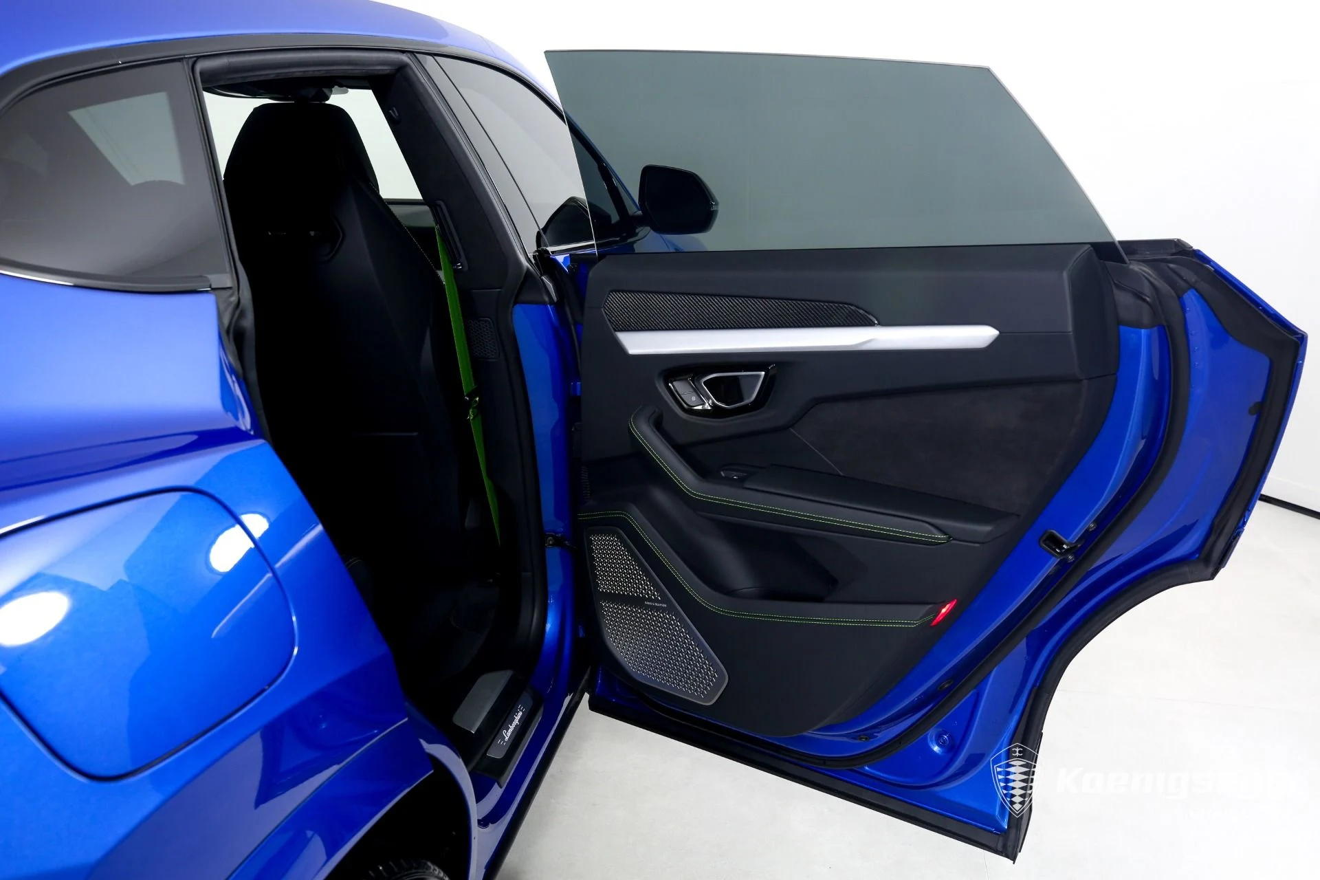 mph023_144288899_Used_2022_Lamborghini_Urus_1696532519_a31c4fb1e8