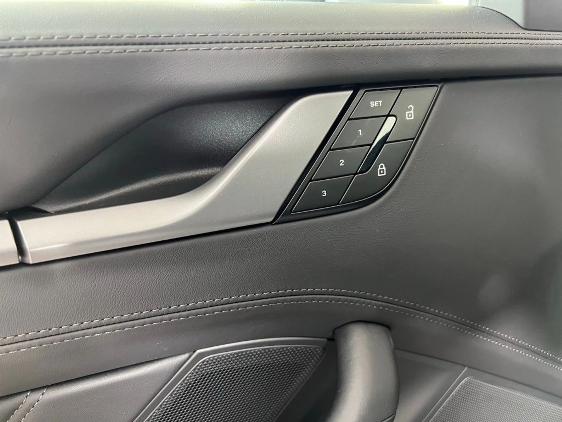 mph023_1443552239_96e682fc13527ded14d75f5906c9d85c_f5d368c9dc