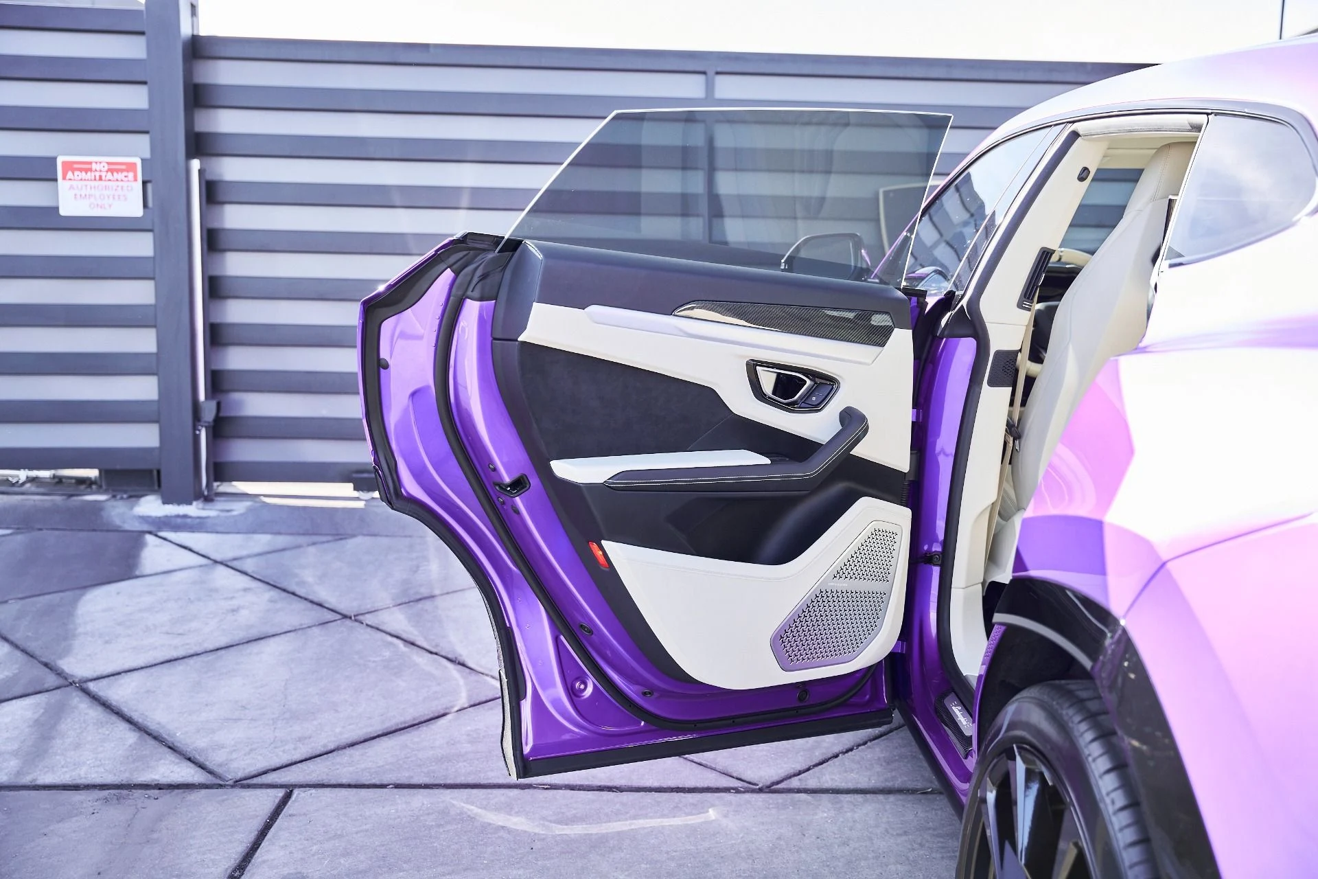 mph023_1443593670_Used_2021_Lamborghini_Urus_1772650637_51da6803ee