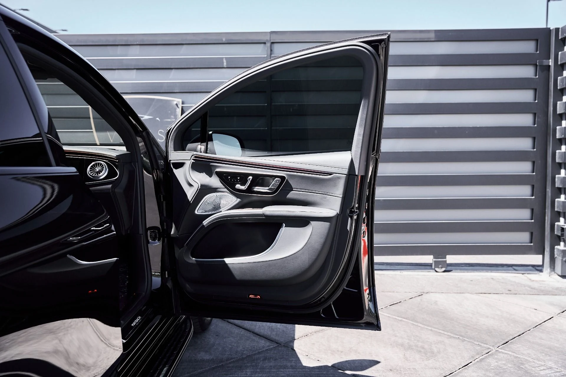 mph023_1453407453_Used_2024_Mercedes_Benz_EQS_Maybach_EQS_680_1775326018_0c67aa59aa