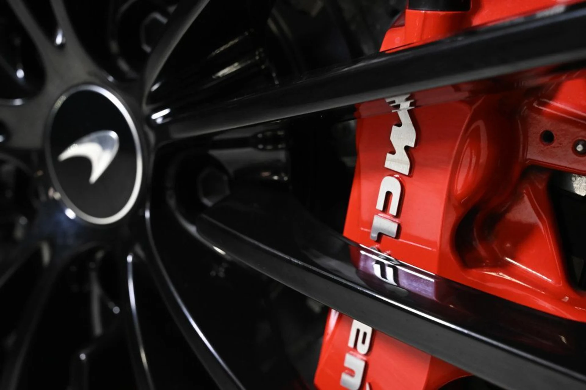 mph023_1464413229_used_2023_mclaren_gt_coupe_11350_22964498_23_1024_b0d3f95f38