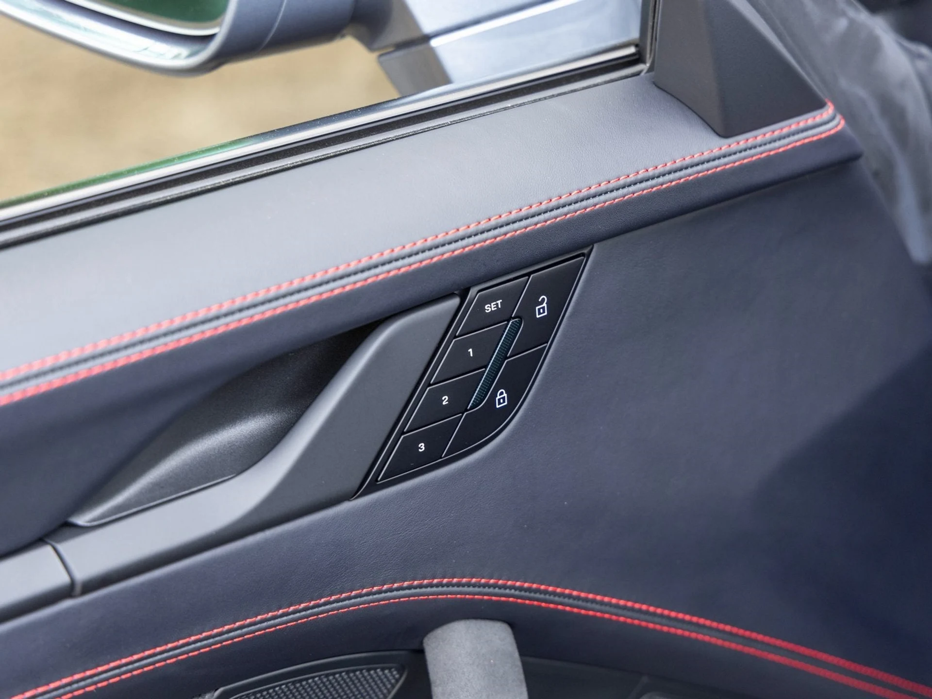 mph023_146525965_24_f5db963a0b