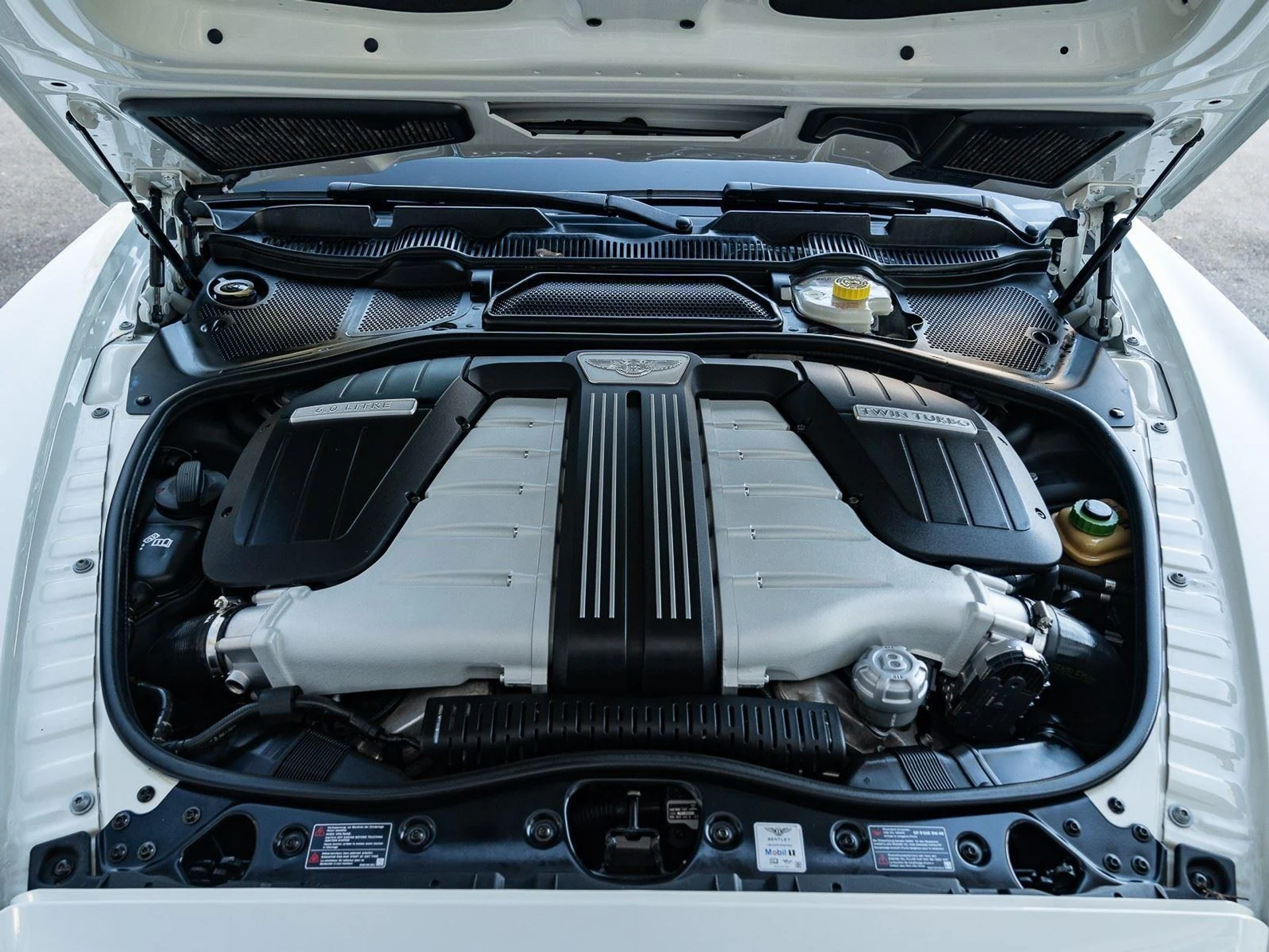 mph023_1466573569_Used_2018_Bentley_Continental_GT_1767952845_5f19d61f86