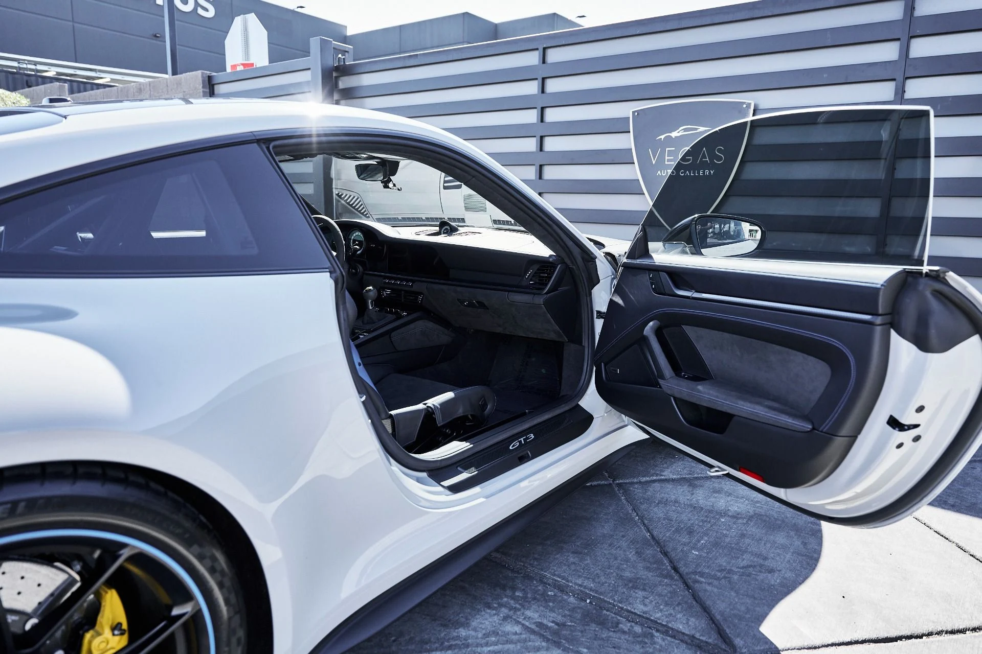 mph023_1474718680_Used_2024_Porsche_911_GT_3_1774056874_607f52a95d