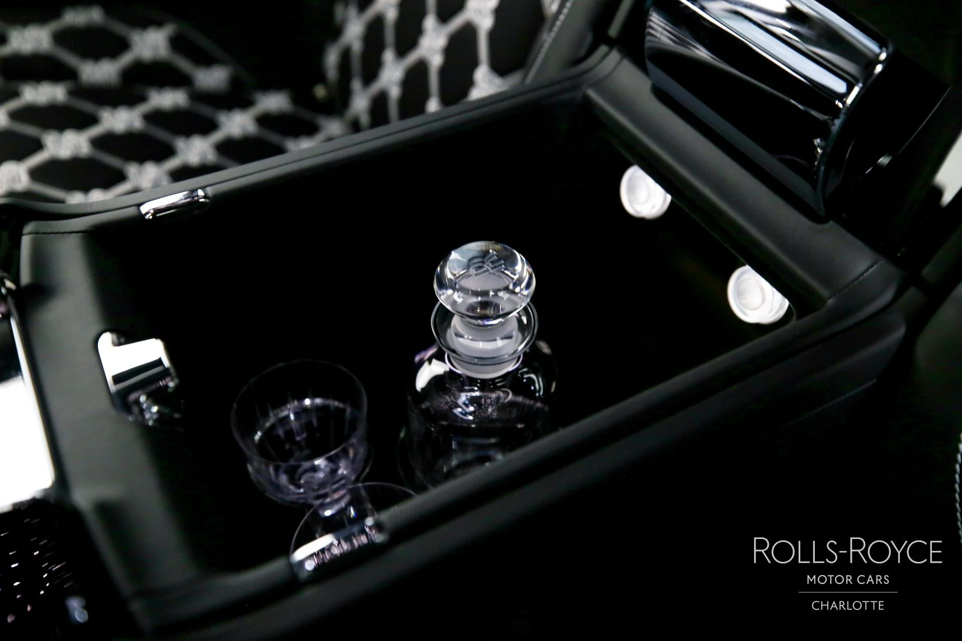 mph023_1476521510_Used_2026_Rolls_Royce_Cullinan_1765392948_4e5f02176a