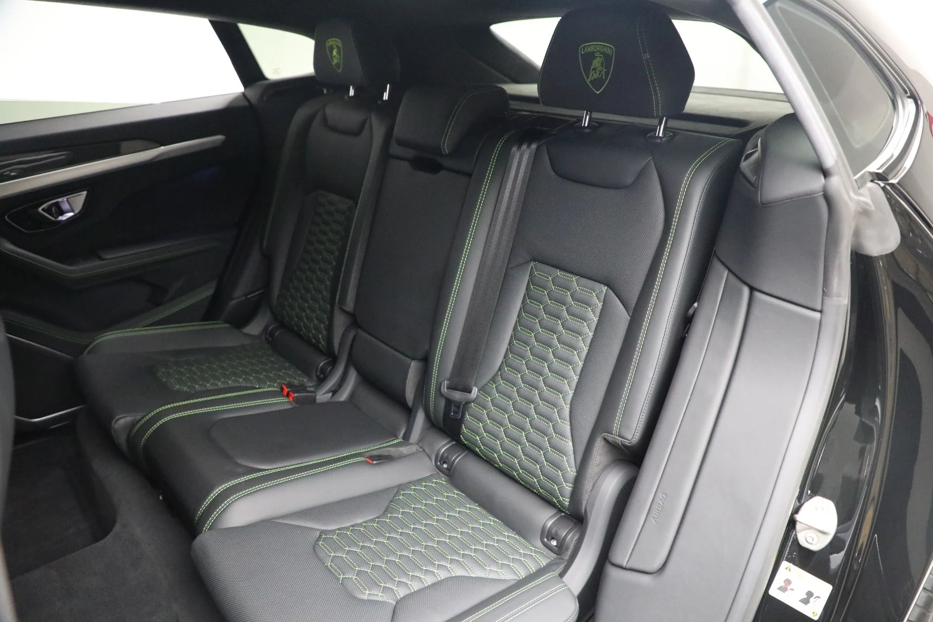 mph023_1489816893_Used_2022_Lamborghini_Urus_1761597990_469af60730