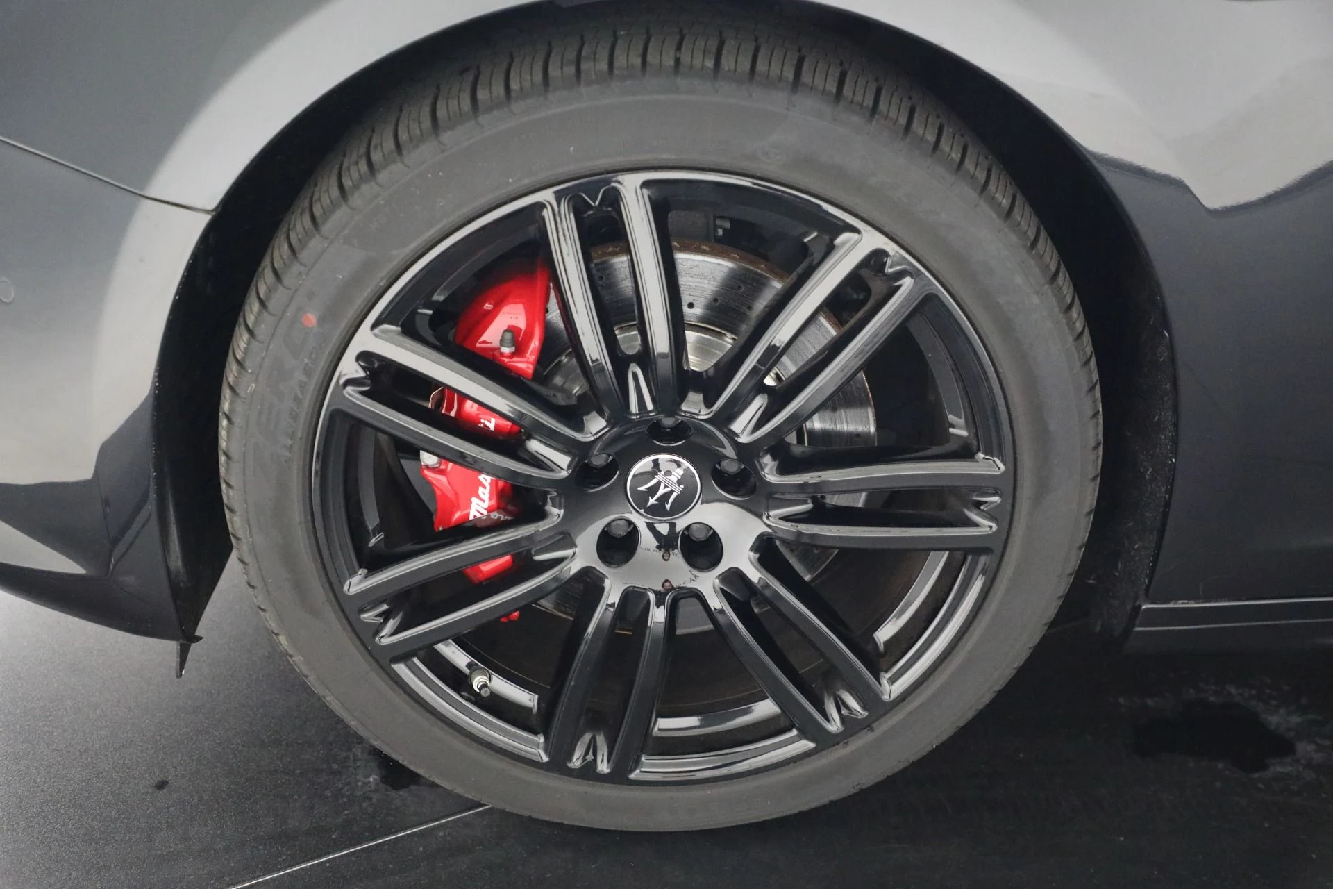 mph023_15118033_New_2024_Maserati_Ghibli_Modena_Ultima_Q4_f42c9b846b