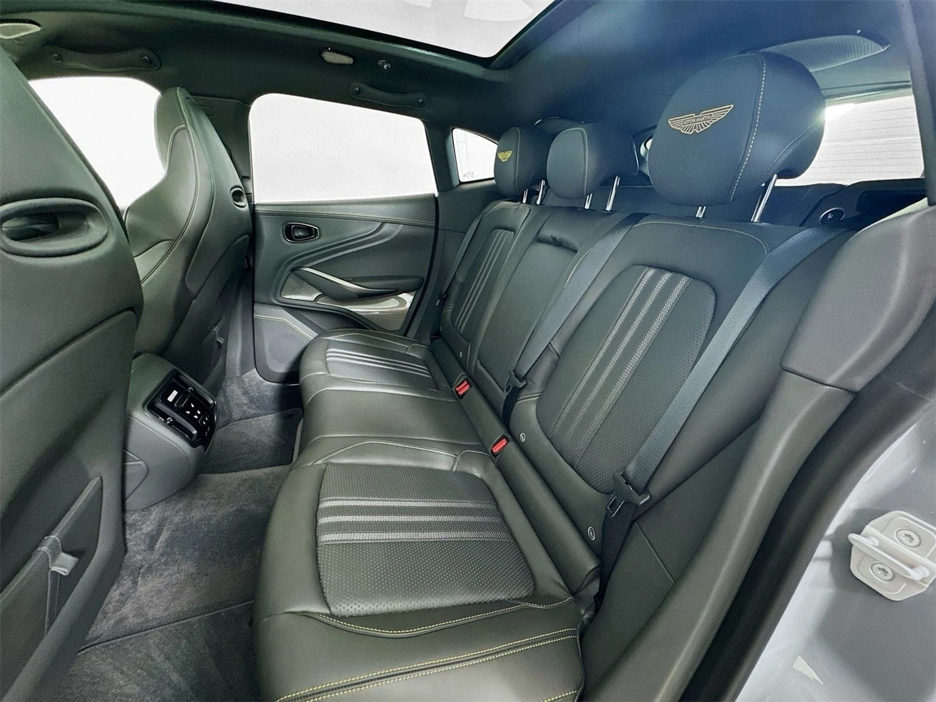 mph023_1513818638_01f14a9a56920aacd374410fb89fc25fx_73bc16dd85