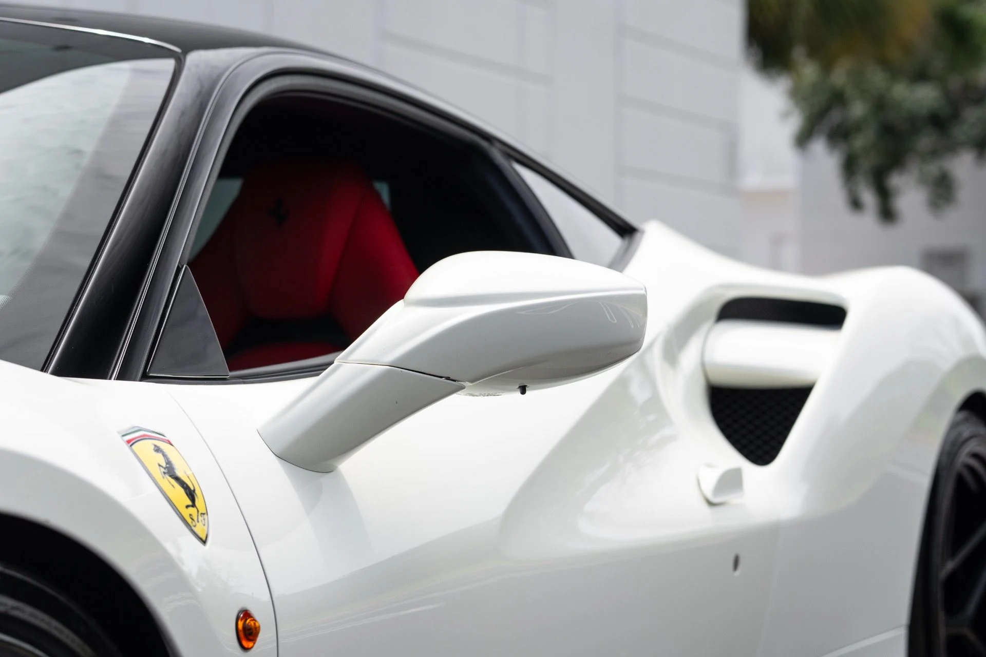 mph023_1524478105_Used_2016_Ferrari_488_GTB_1777085650_b7c12127c4