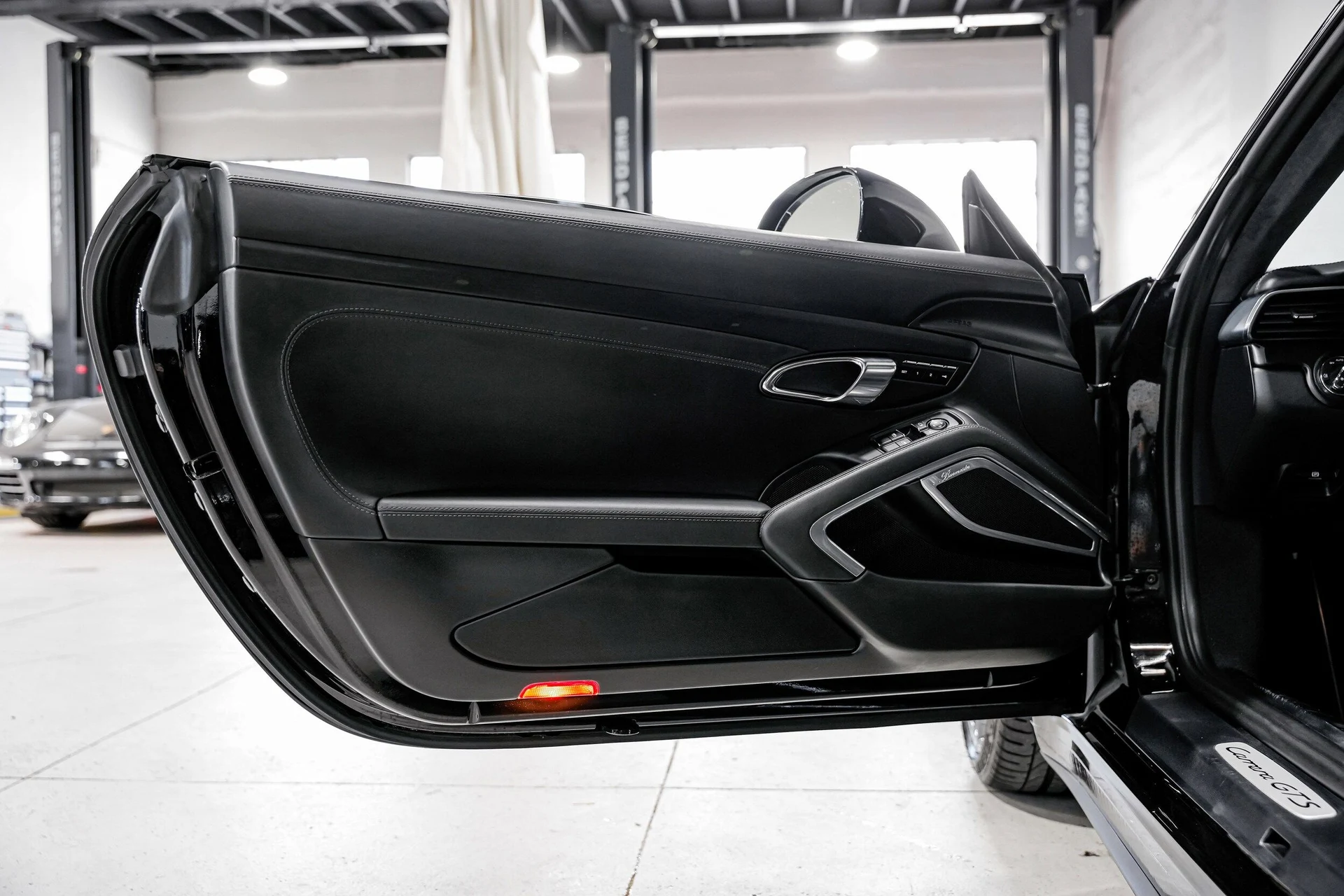 mph023_1527138451_d2ddc8d3df200406f18af184b2d4b1aax_be45508bd6