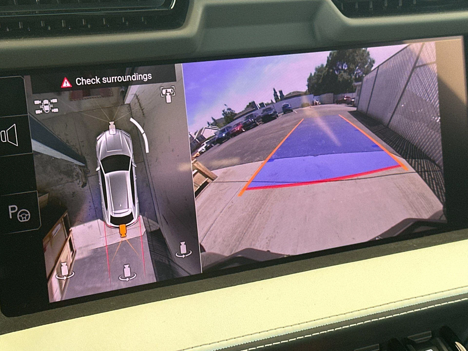 mph023_1538258728_New_2025_Lamborghini_Urus_SE_1777105884_ecd0399922