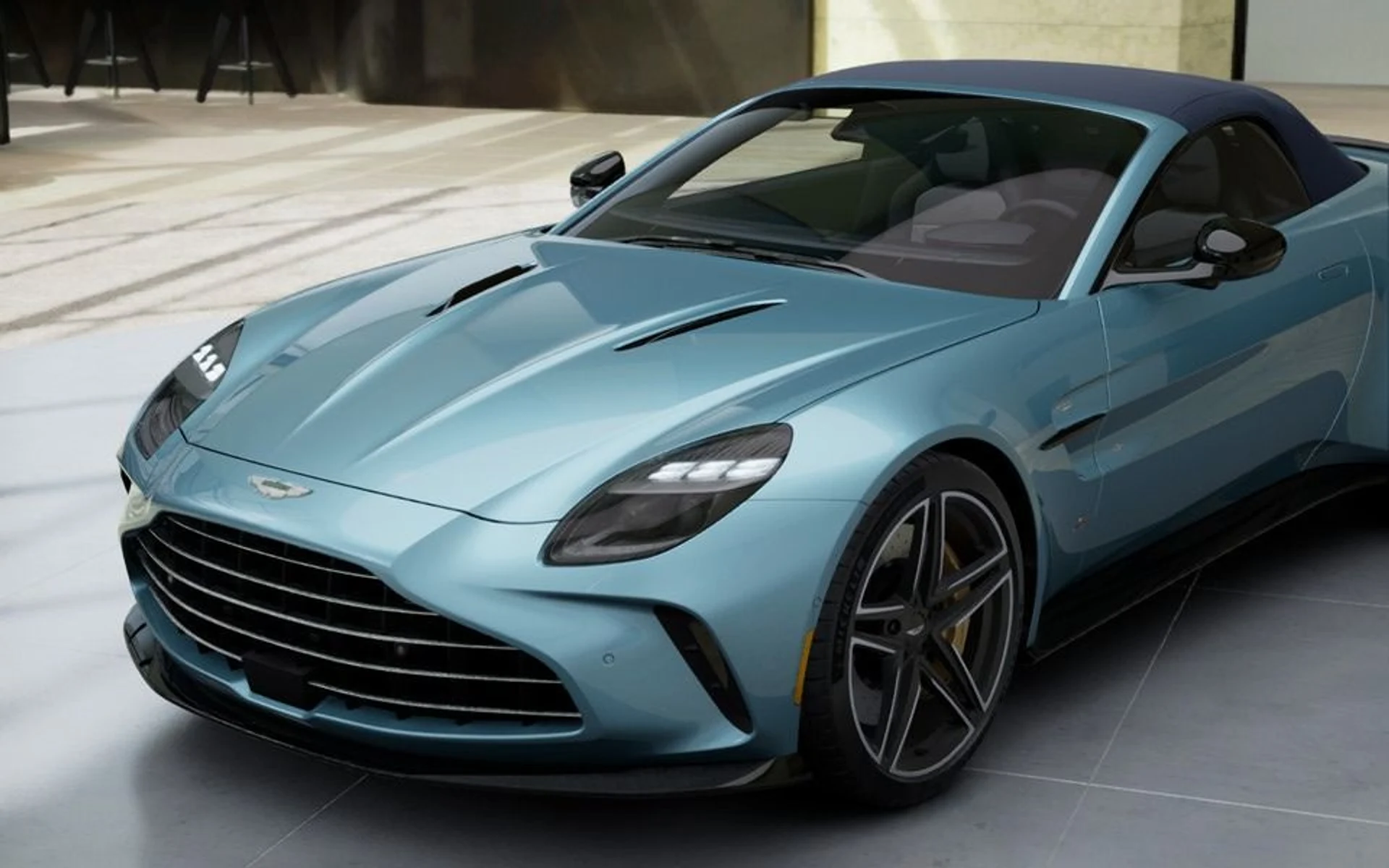 mph023_1538730107_New_2027_Aston_Martin_Vantage_S_Roadster_In_Transit_7621295846