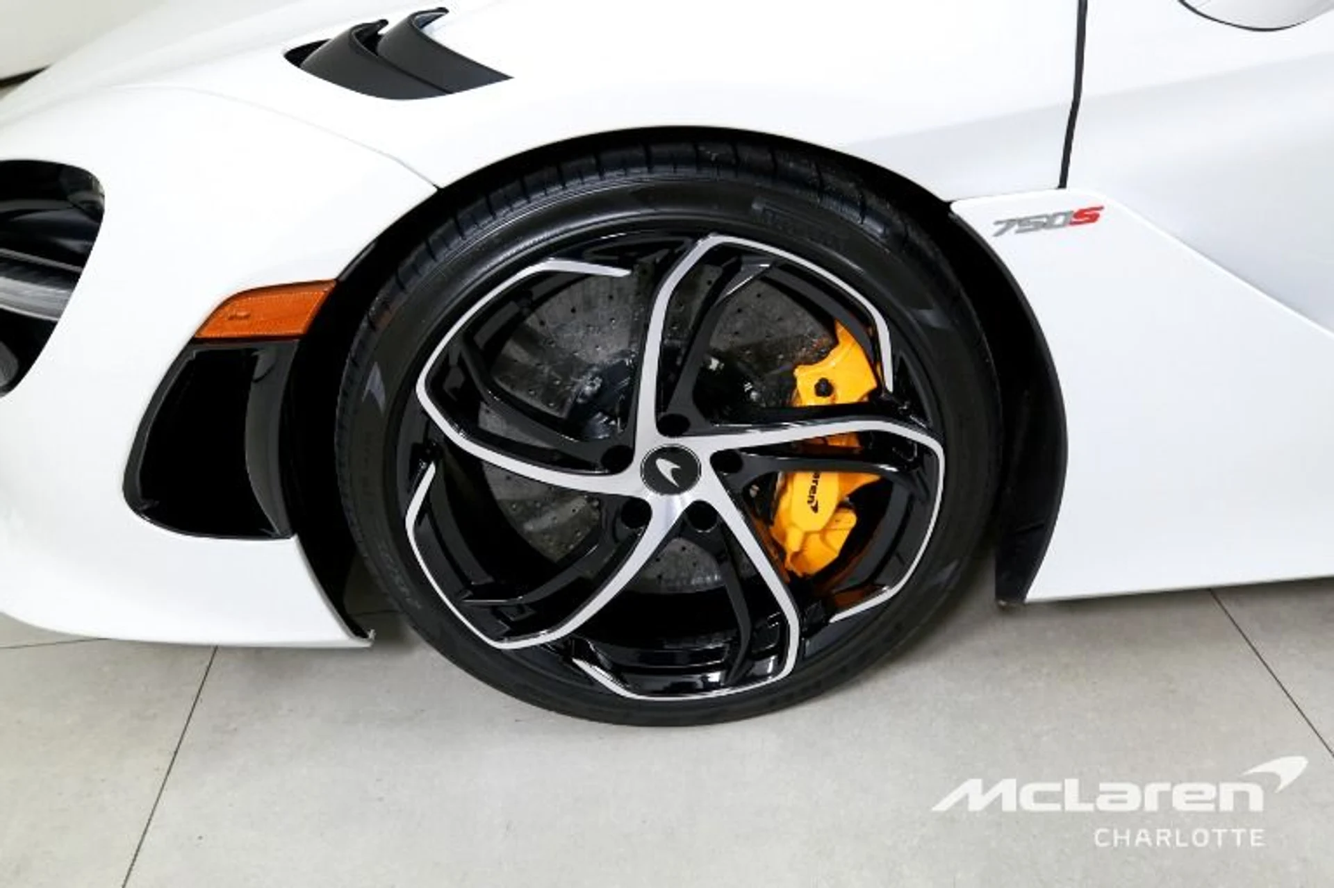 mph023_1543957088_Used_2024_Mc_Laren_750_S_Spider_a73996ede6