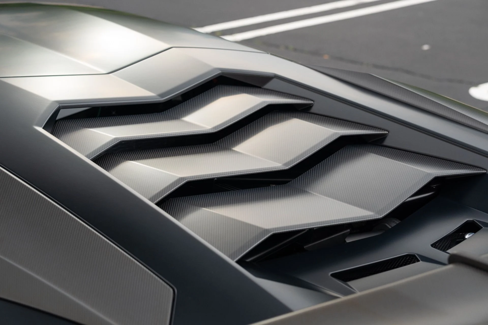 mph023_1545898711_Used_2016_Lamborghini_Aventador_LP_750_4_SV_1768280004_729496693e