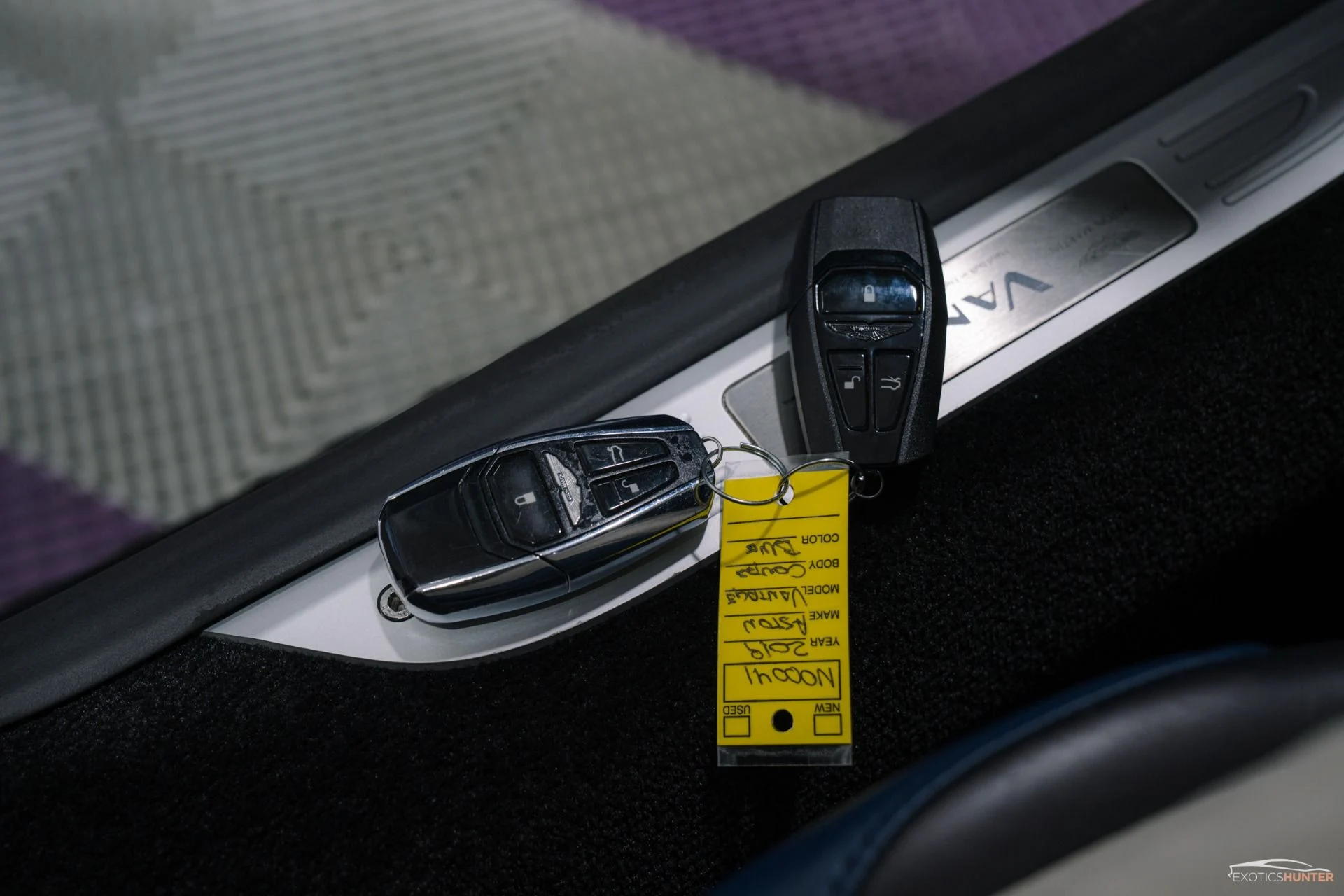 mph023_1551320327_Used_2019_Aston_Martin_Vantage_1753929361_abdc3e1652