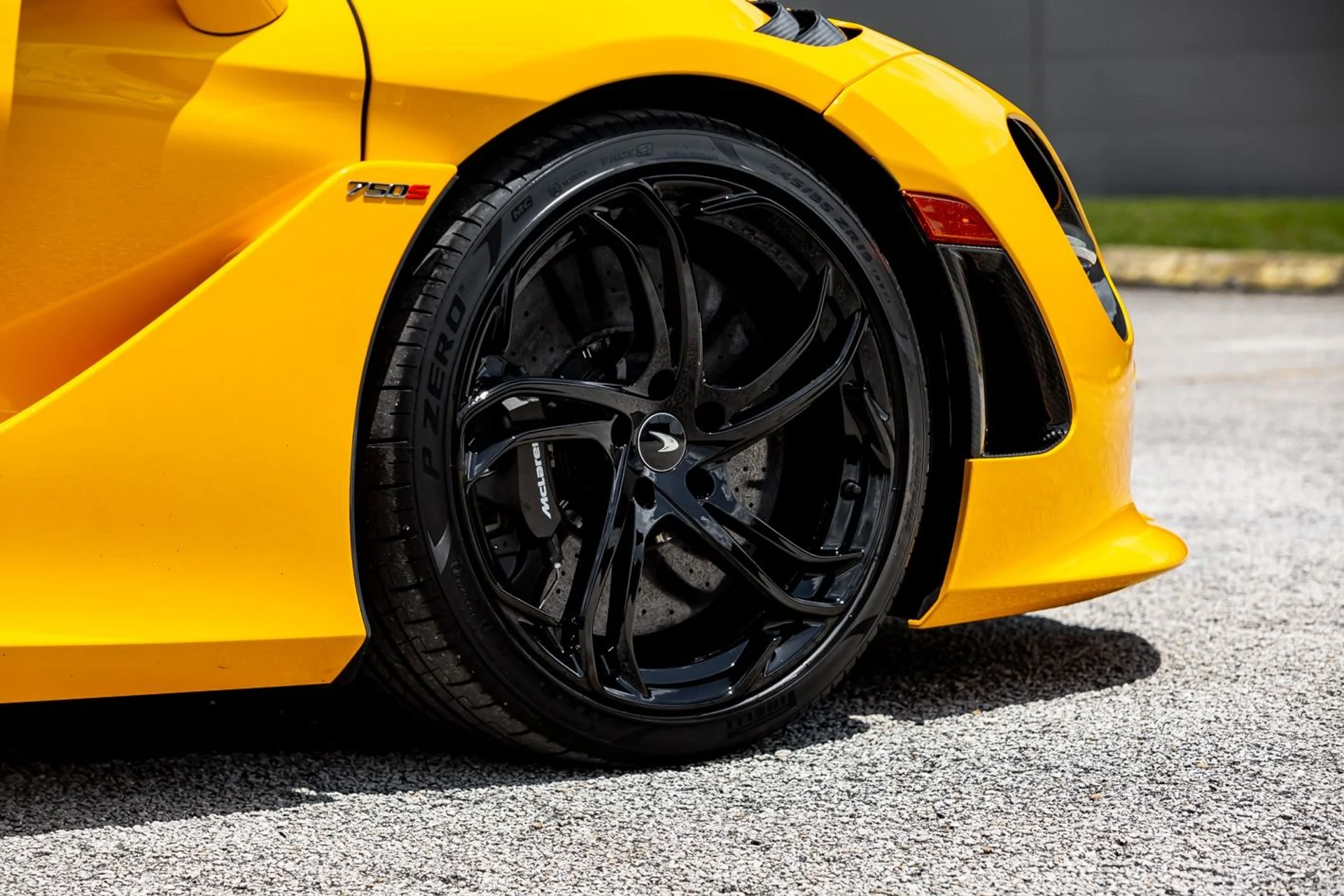 mph023_155234331_New_2024_Mc_Laren_750_S_Spider_56e2828070