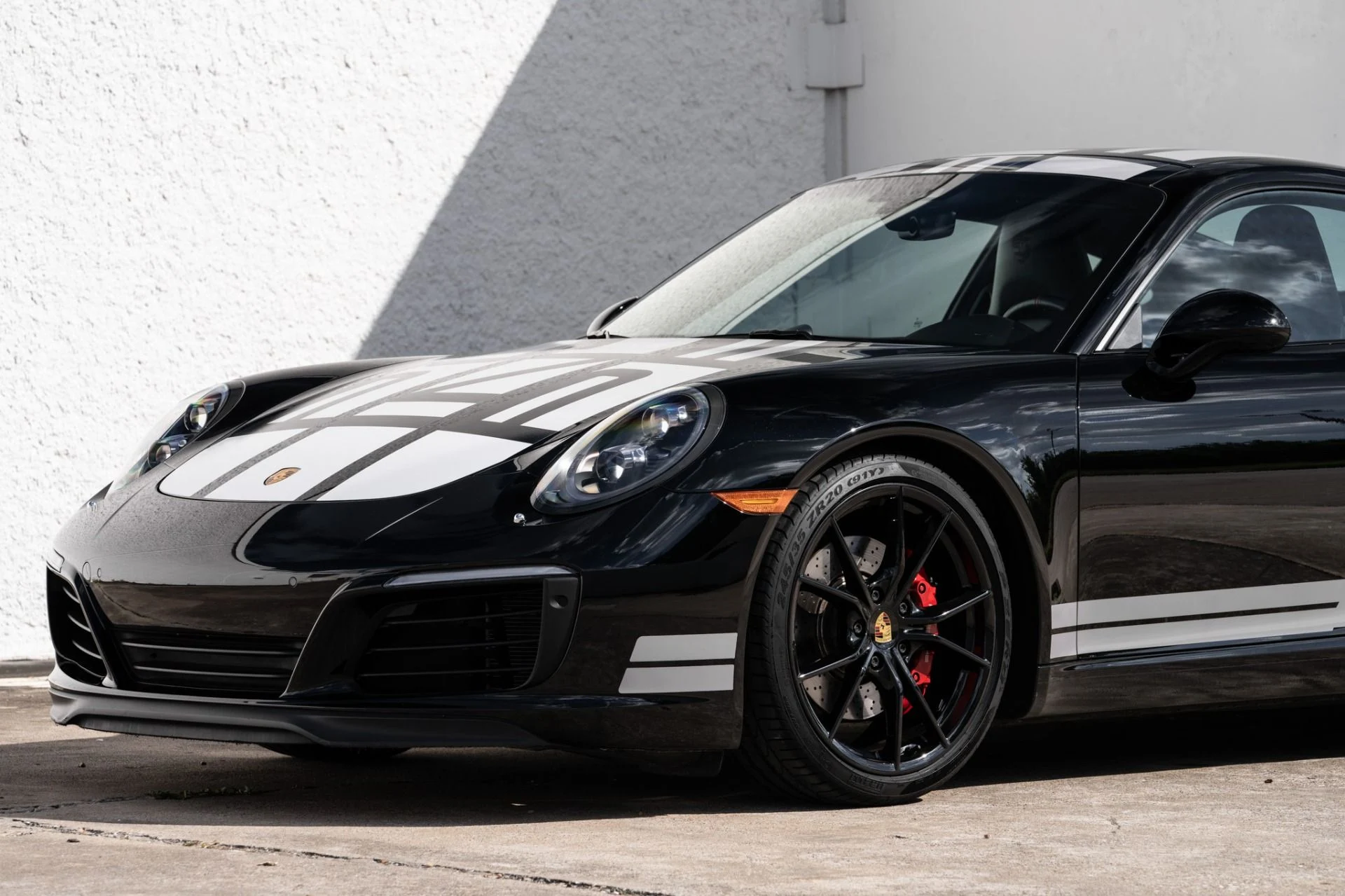 mph023_1555867470_Used_2017_Porsche_911_Carrera_S_1759960379_3d67f86993