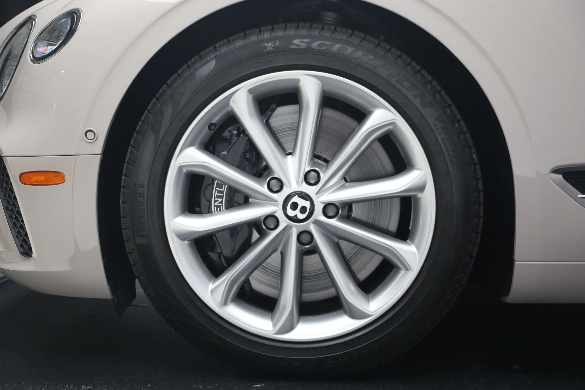 mph023_1576813424_Used_2020_Bentley_Continental_GTC_V8_1776967967_0b9ff34b62